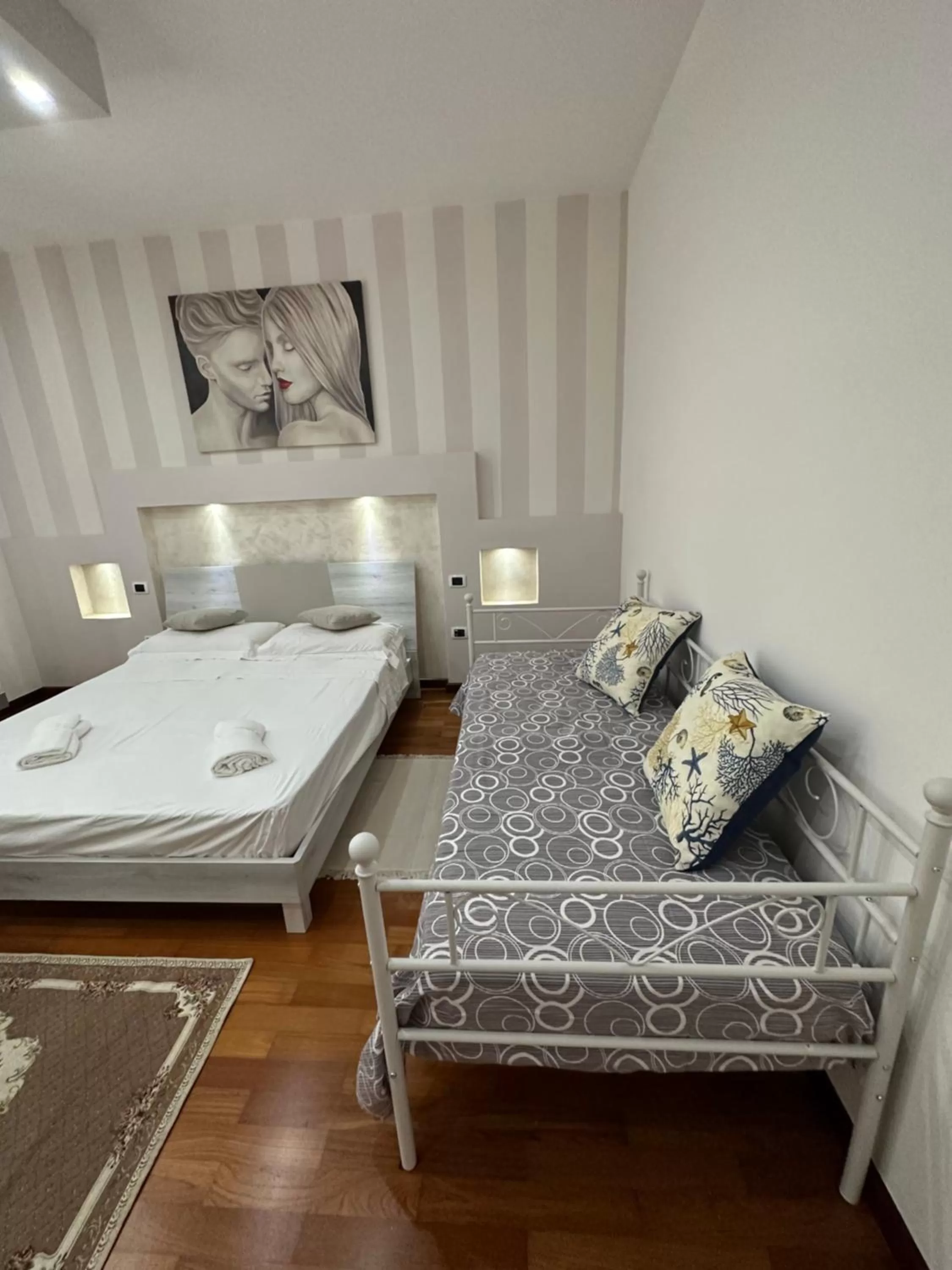 Bed in b&b by family L&G