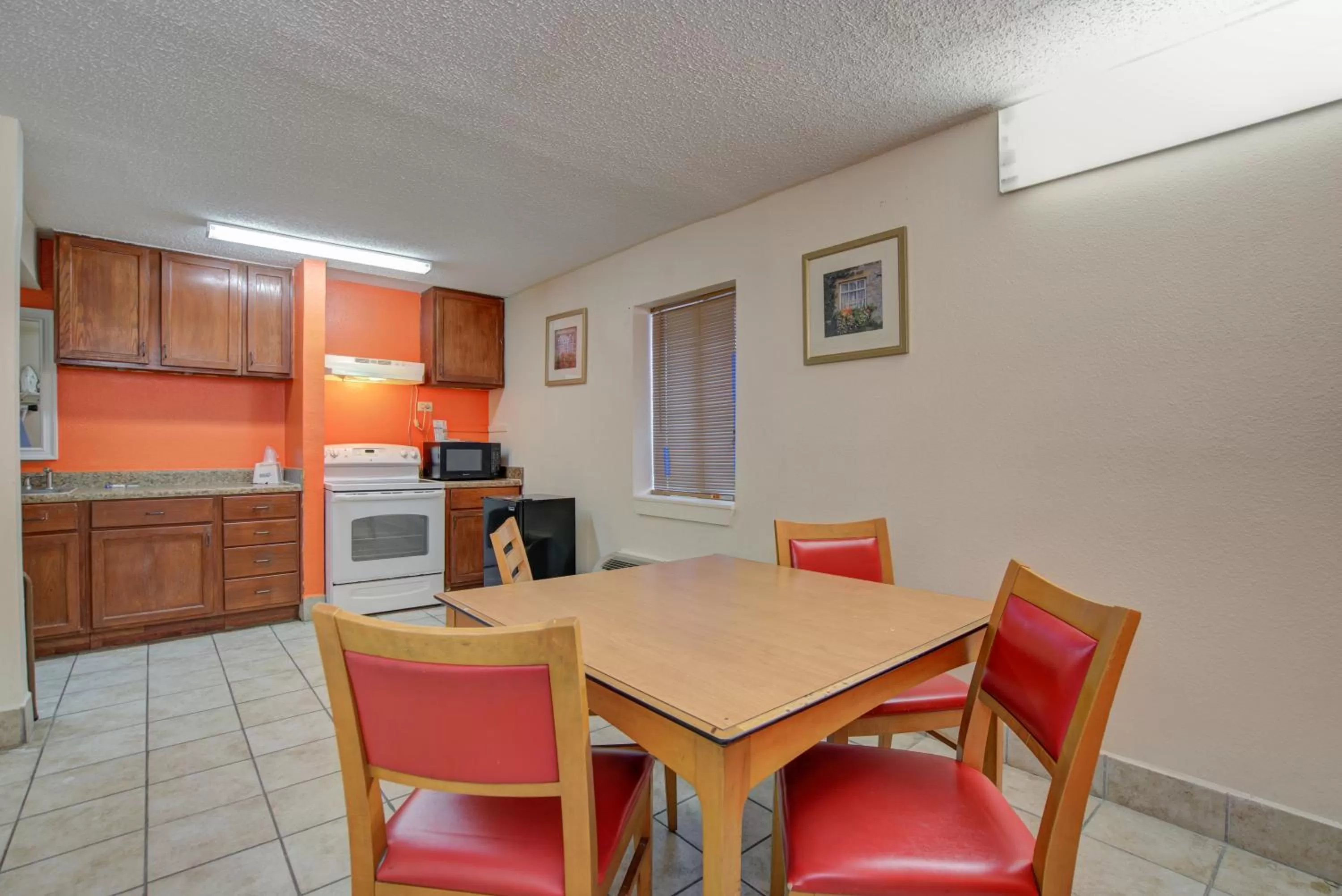 Americas Best Value Inn Laredo