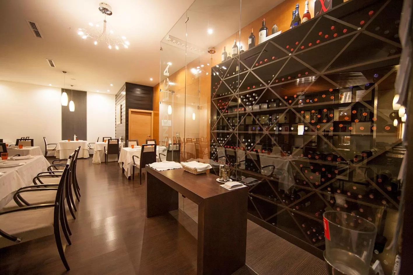 Restaurant/places to eat in Hotel Acosta Centro