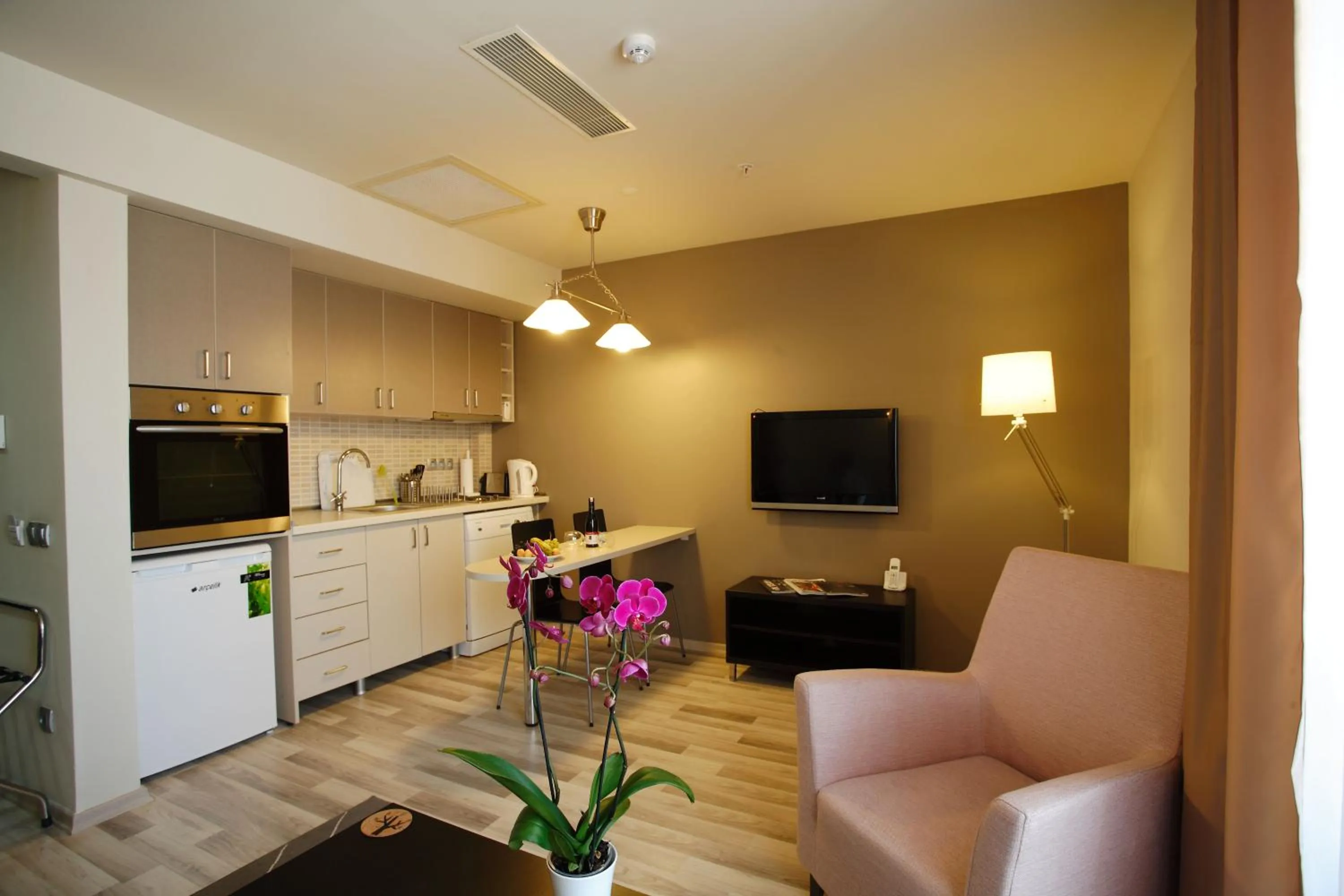 Kitchen or kitchenette in Home Stay Home Sisli