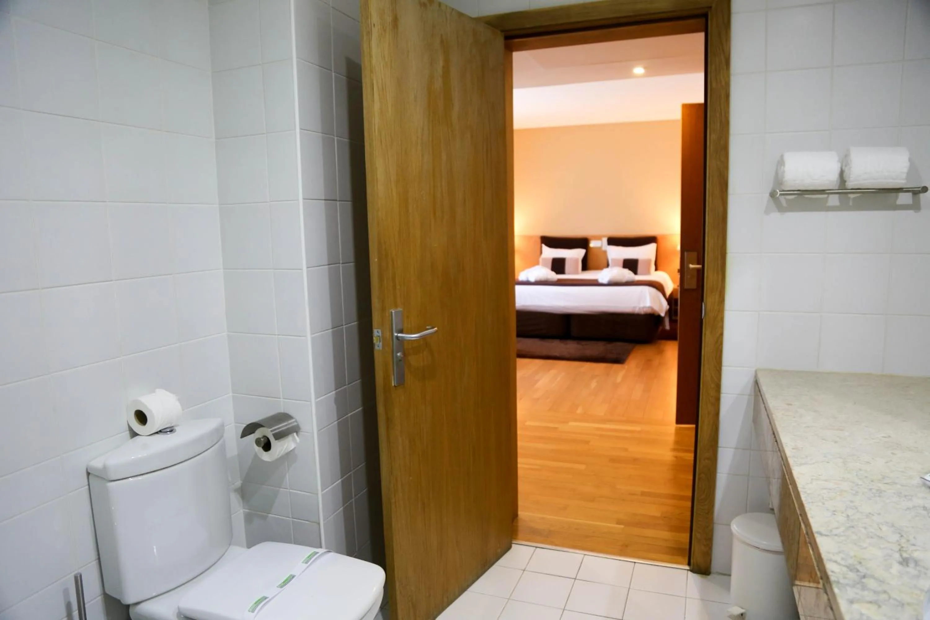 Bathroom, Bed in INATEL Caparica