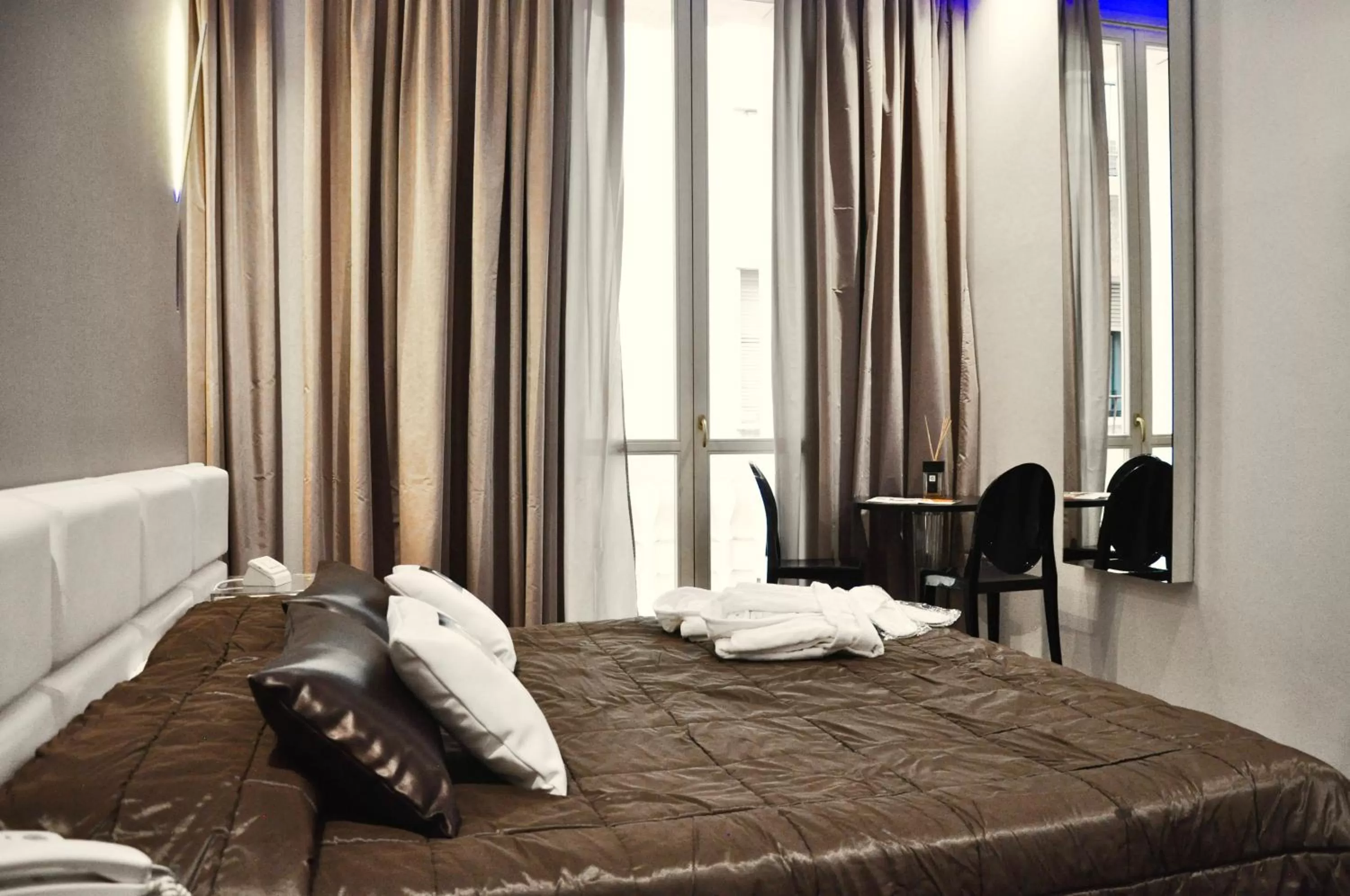 View (from property/room), Bed in Le Camp Suite & Spa