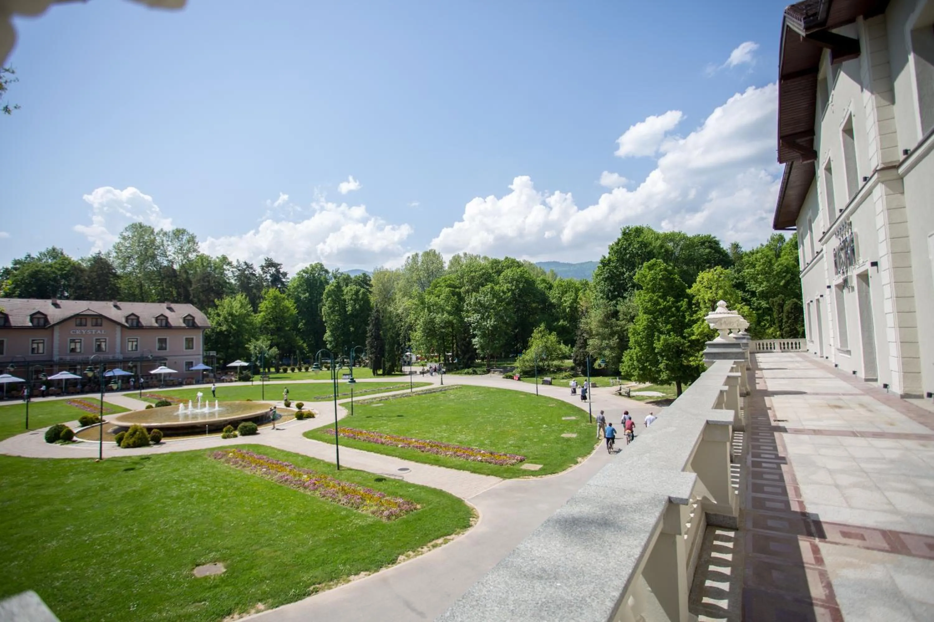 Garden view in Hotel Austria & Bosna