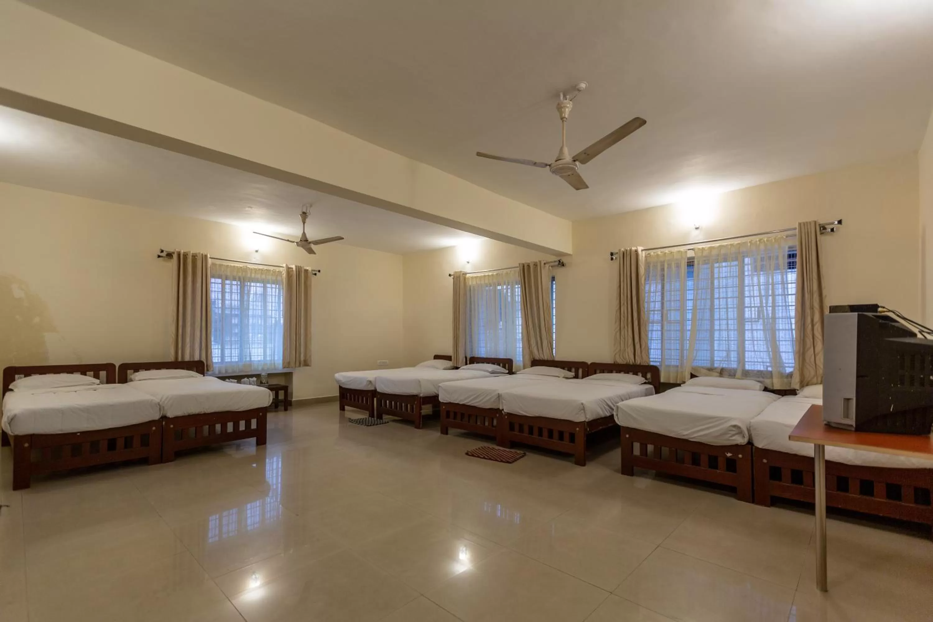 Bed in KSTDC Hotel Mayura Hoysala, Mysore