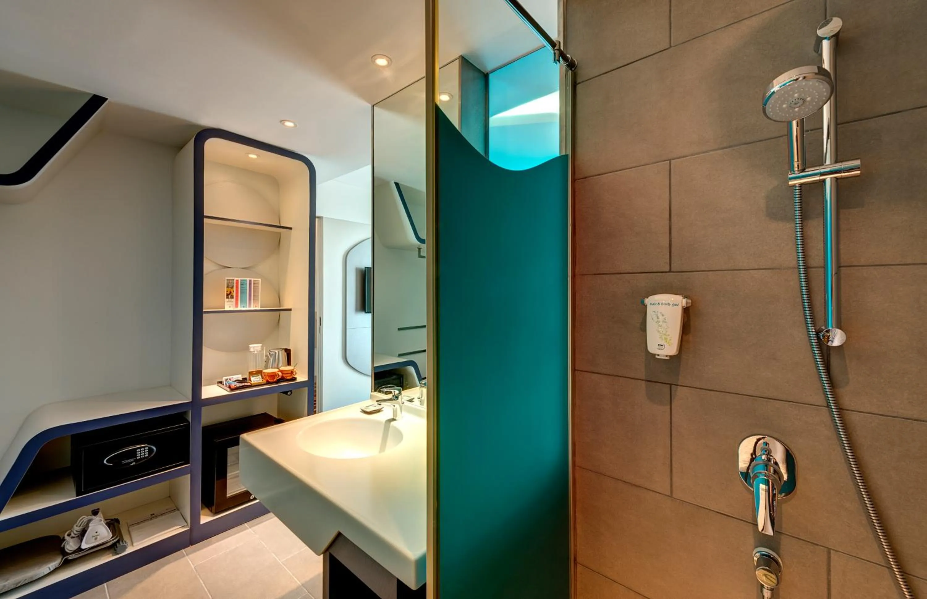 Shower in ibis Styles Johor Iskandar Puteri