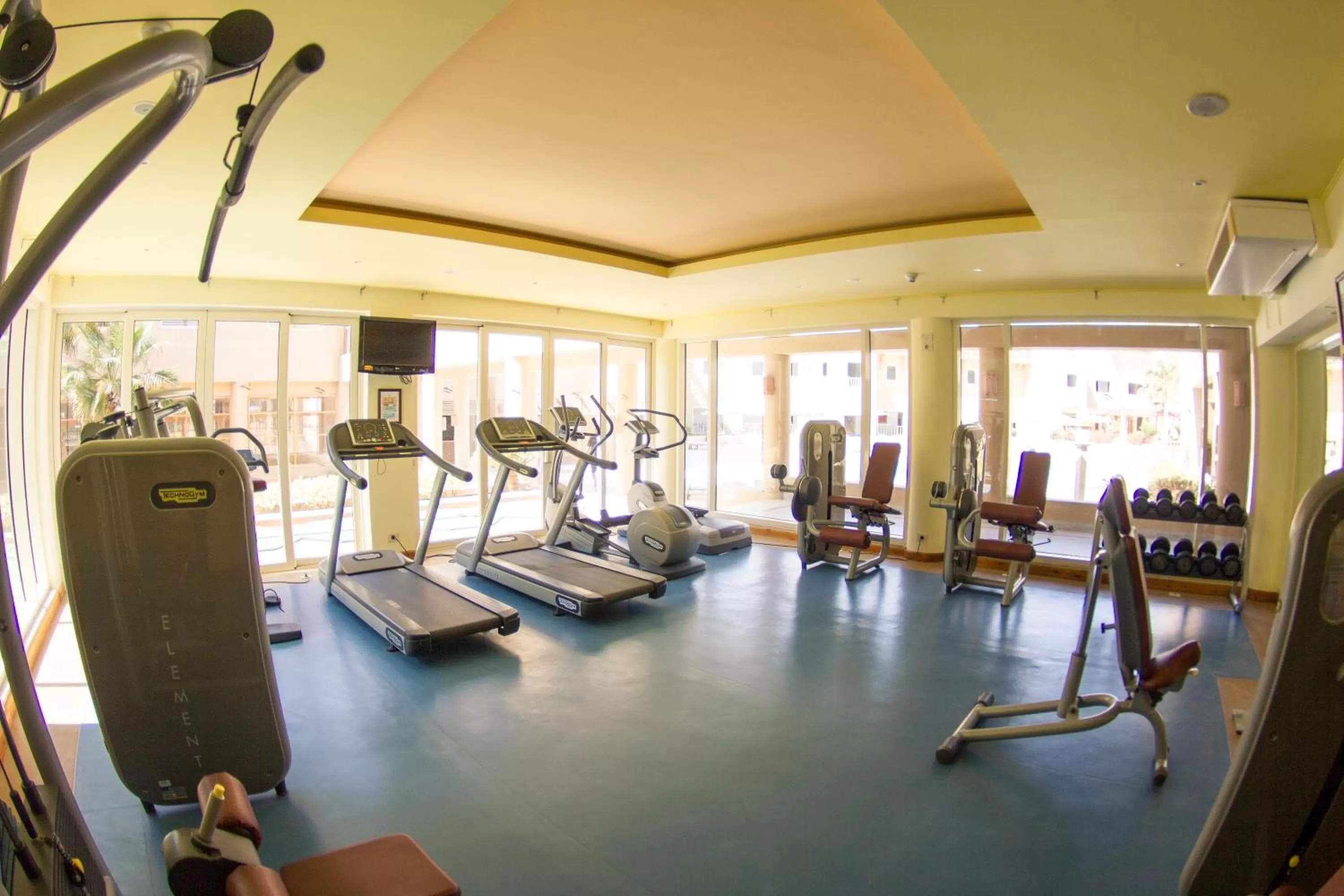 Fitness centre/facilities in The Breakers Diving and Surfing Lodge Soma Bay