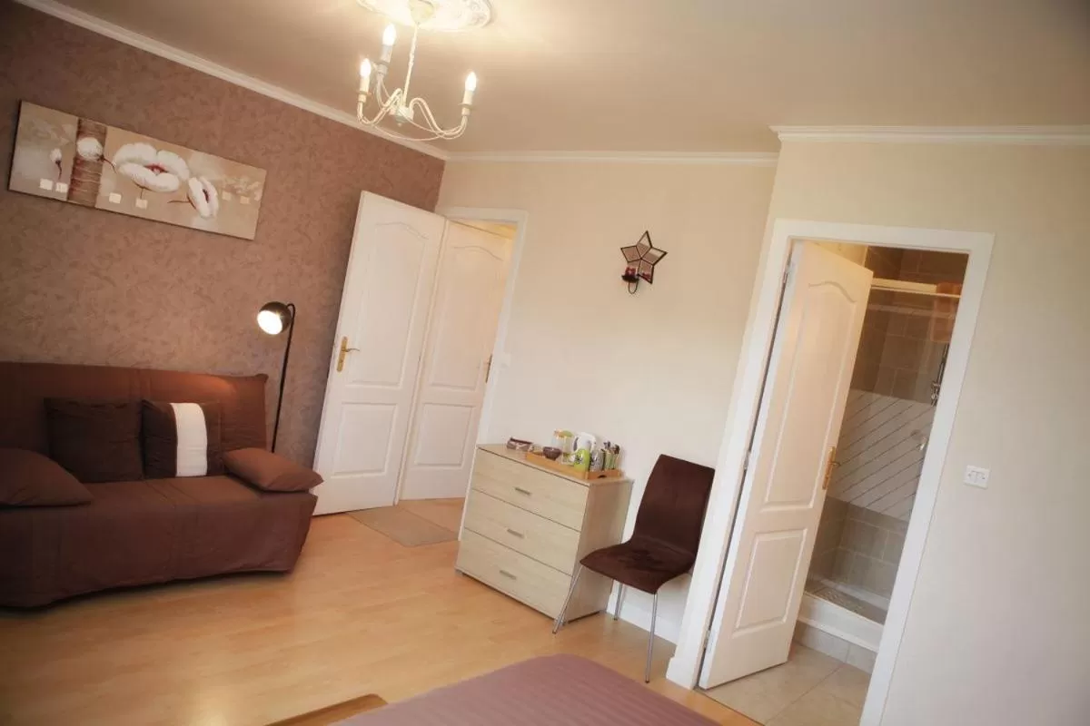 Photo of the whole room in Ker Paula