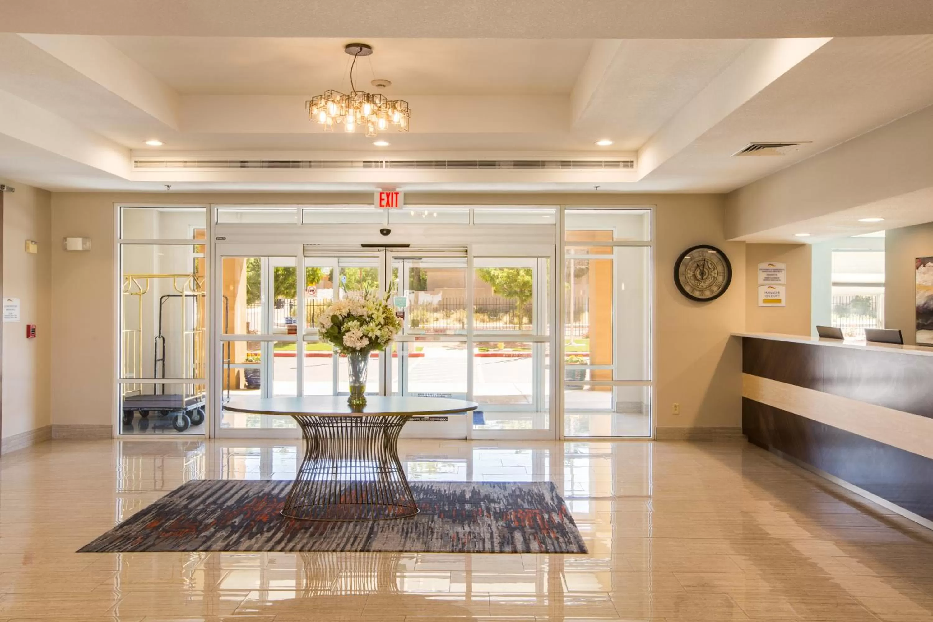 Lobby or reception in Baymont by Wyndham Albuquerque Airport