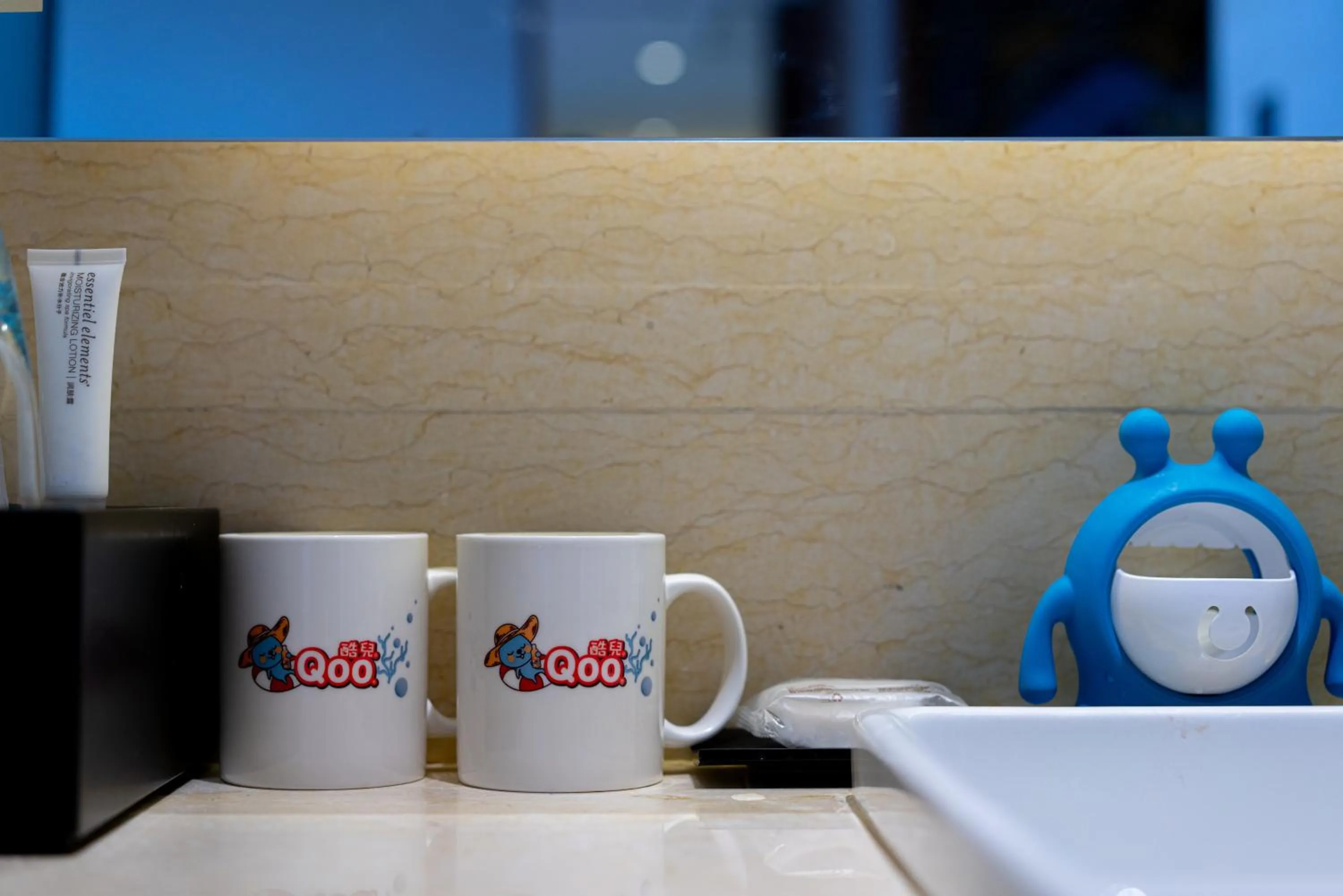 children in HUALUXE Hotels & Resorts Kunming