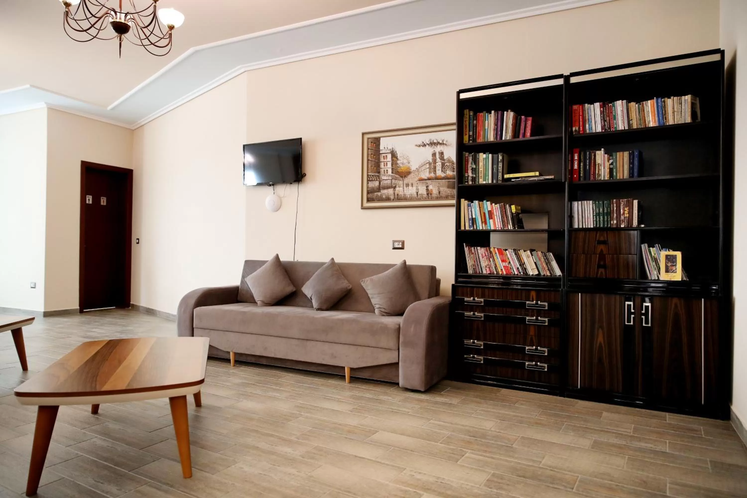 TV and multimedia, Library in Hotel Rolex