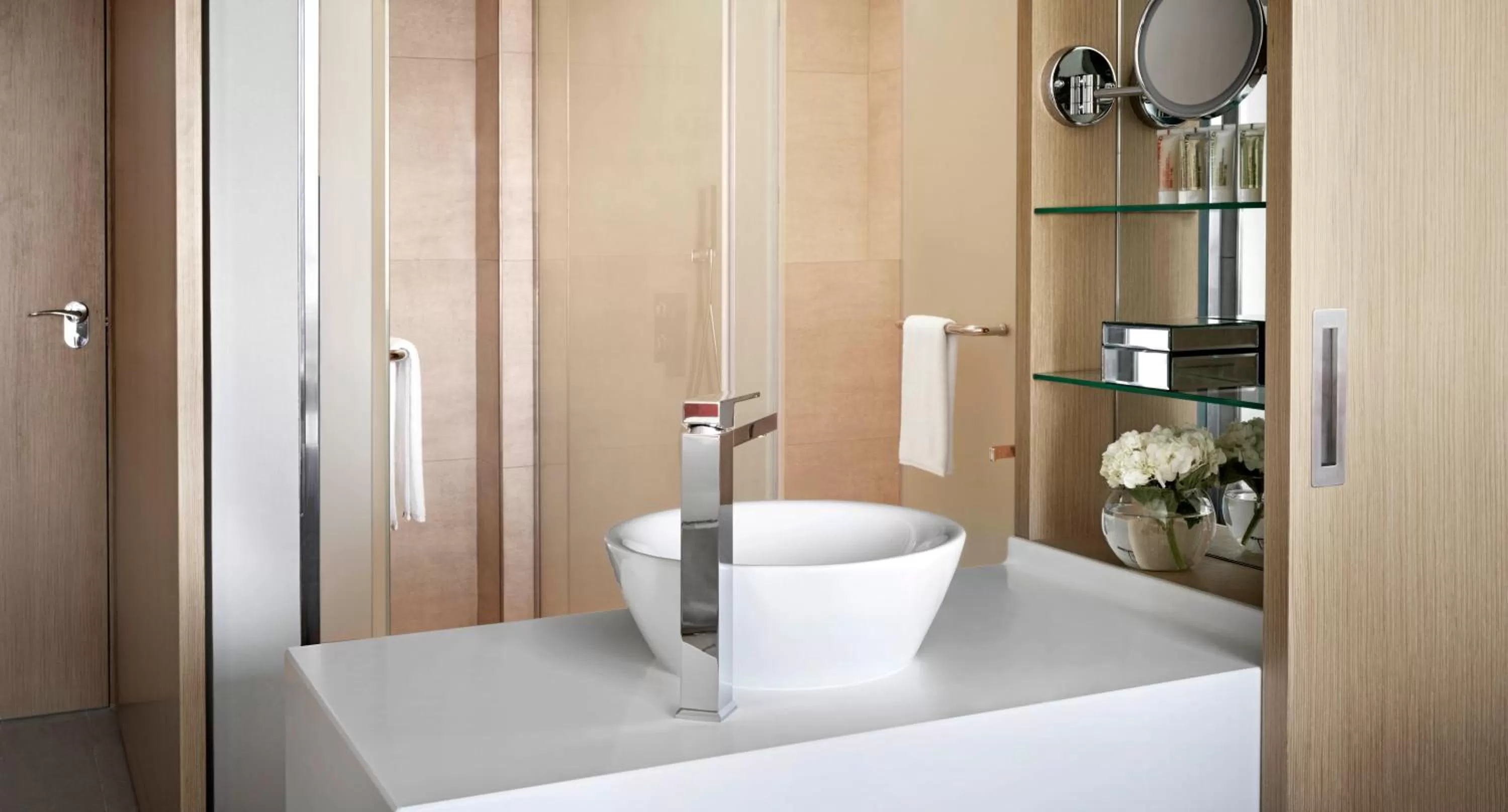 Bathroom in Avani Ibn Battuta Dubai Hotel