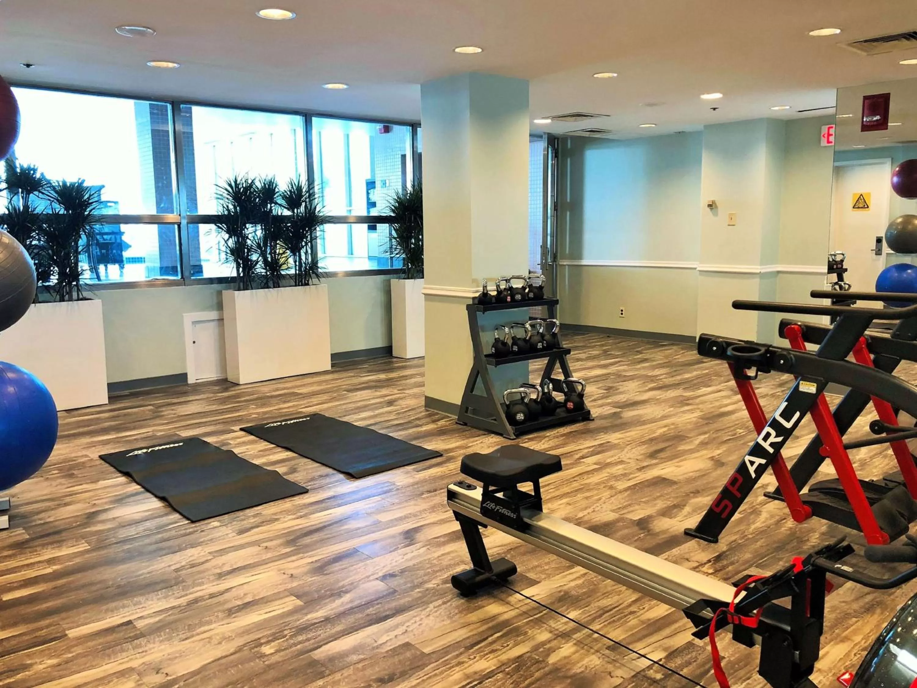 Fitness centre/facilities in Hilton Newark Airport