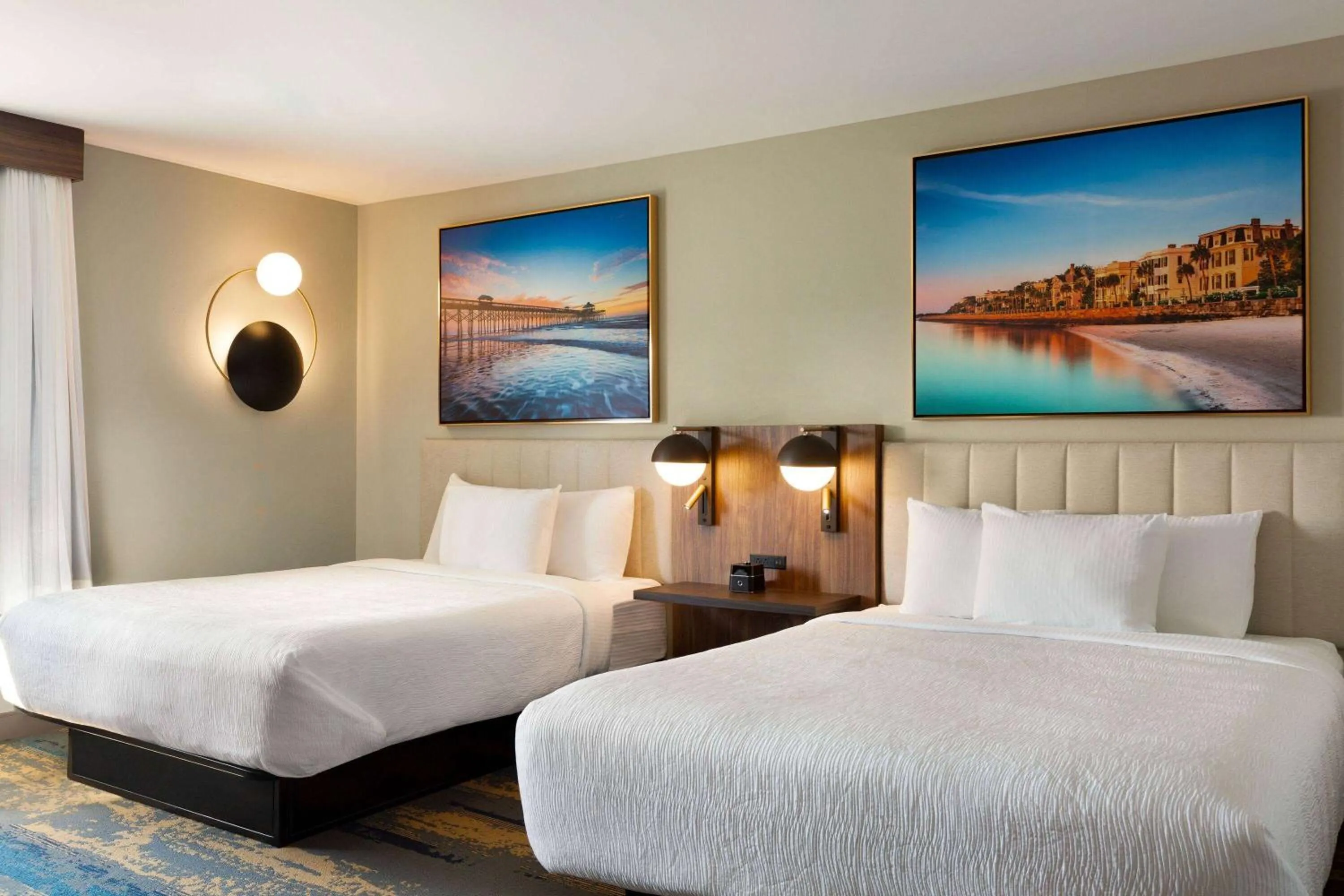 Photo of the whole room, Bed in La Quinta Inn by Wyndham Columbia NE Fort Jackson