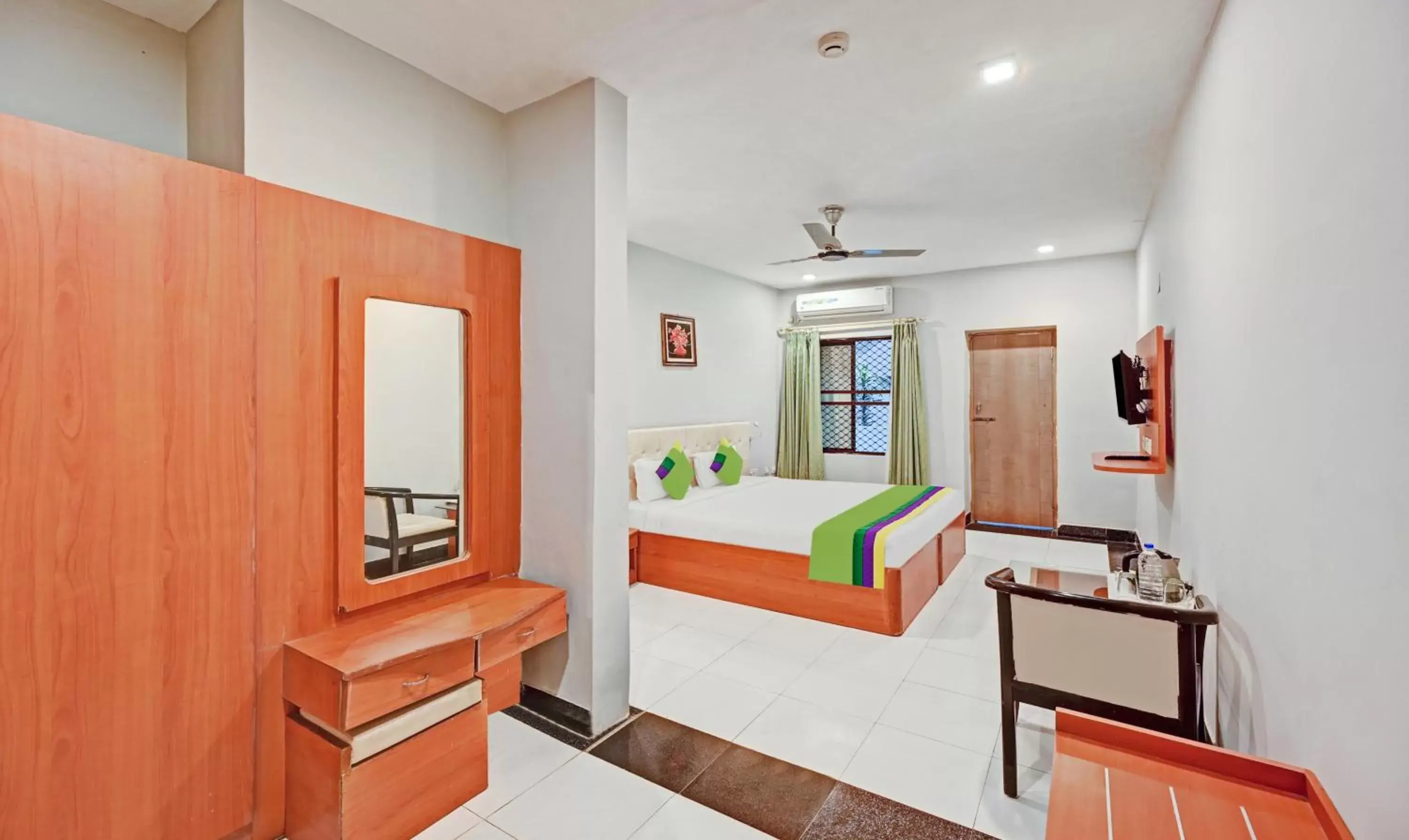 Standard Room - single occupancy in Treebo Sidhartha International Baliapanda Standard Room - single occupancy in Treebo Sidhartha International Baliapanda