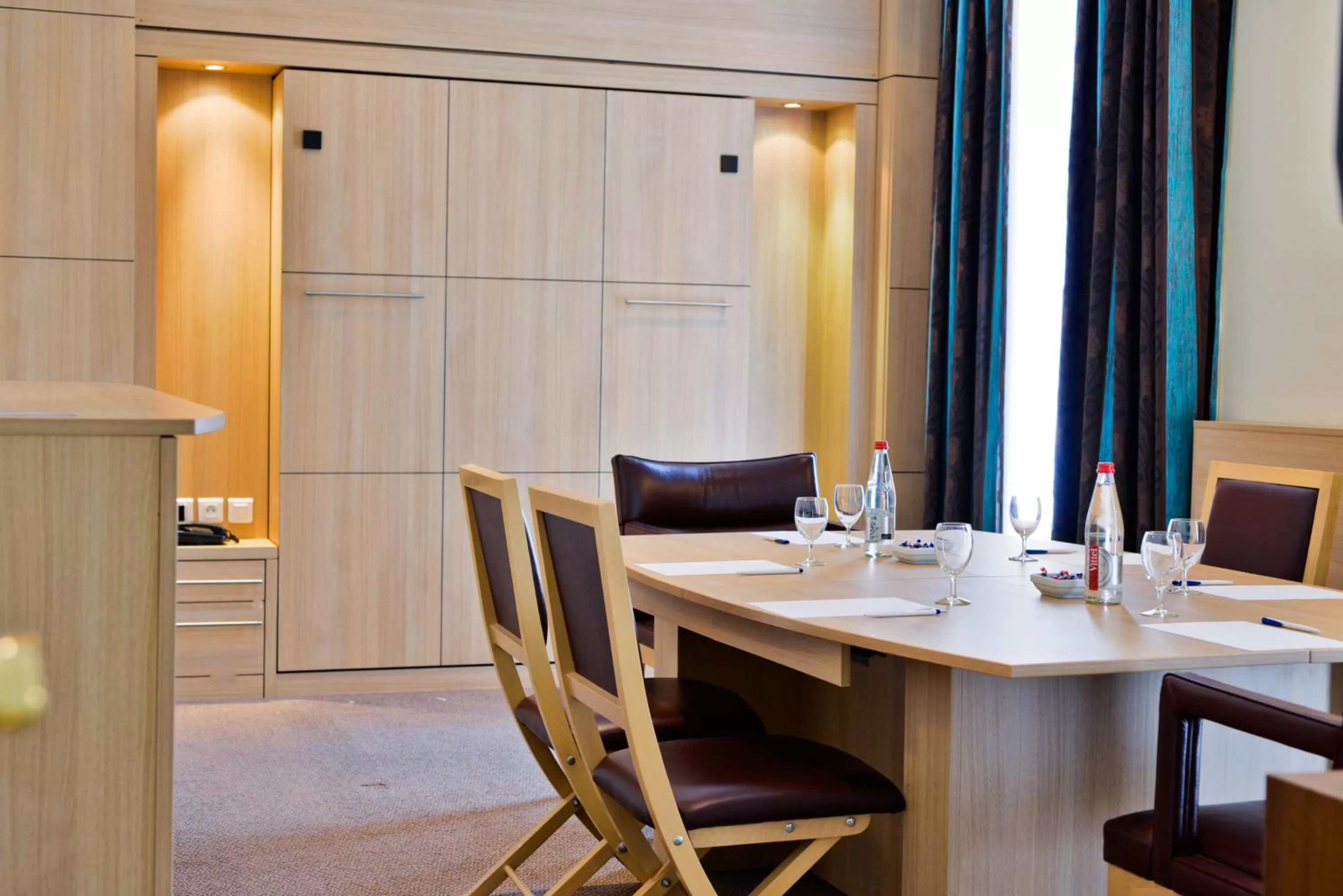Business facilities in Hôtel Mercure Bayonne Centre Le Grand Hotel