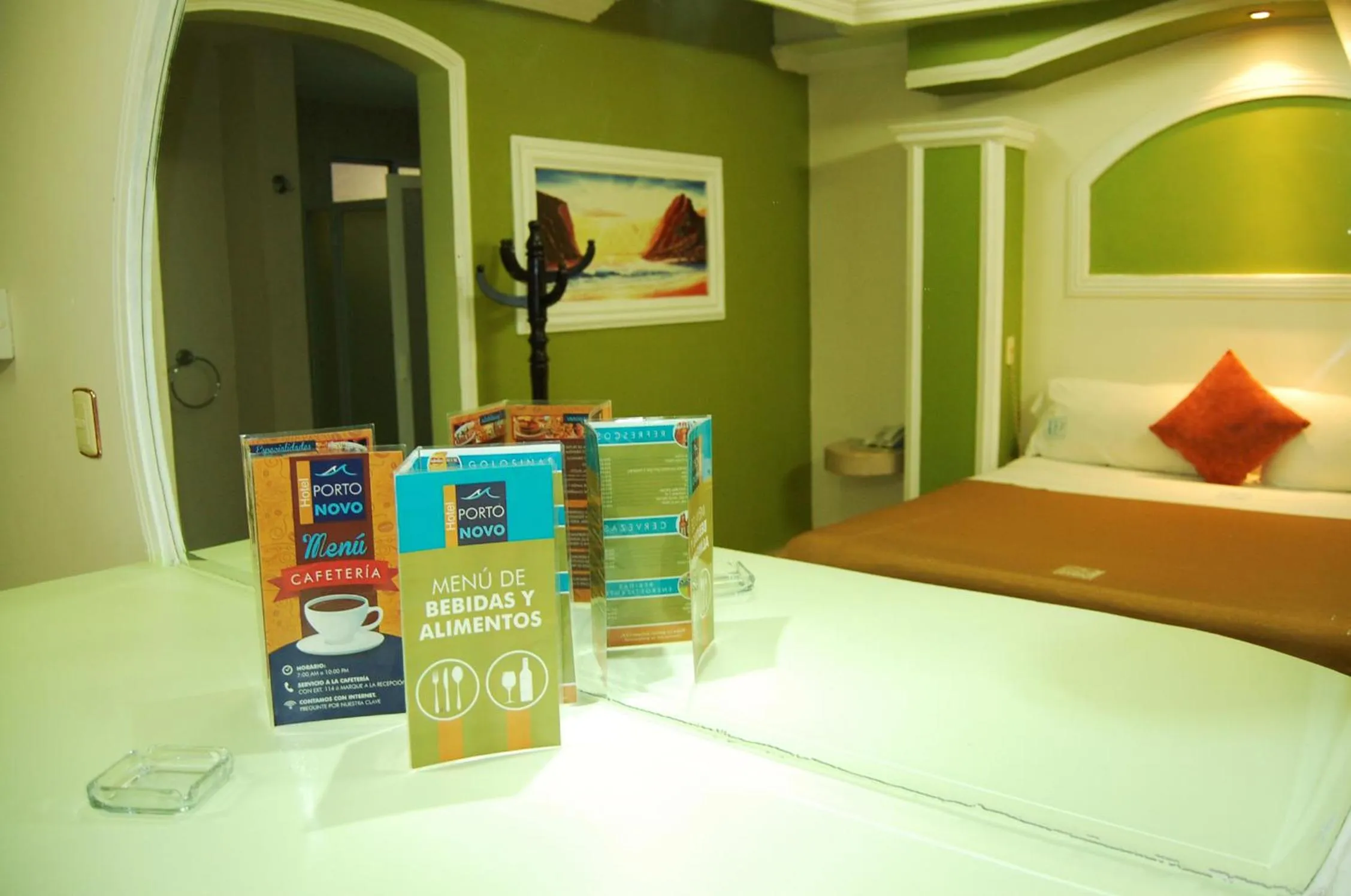 Food and drinks, Bed in Hotel Porto Novo