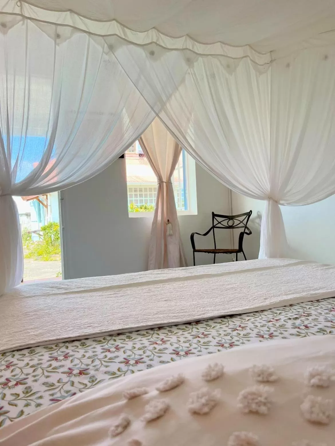 Bed in Habitation La Reine du Camp Chambres d'Hôtes