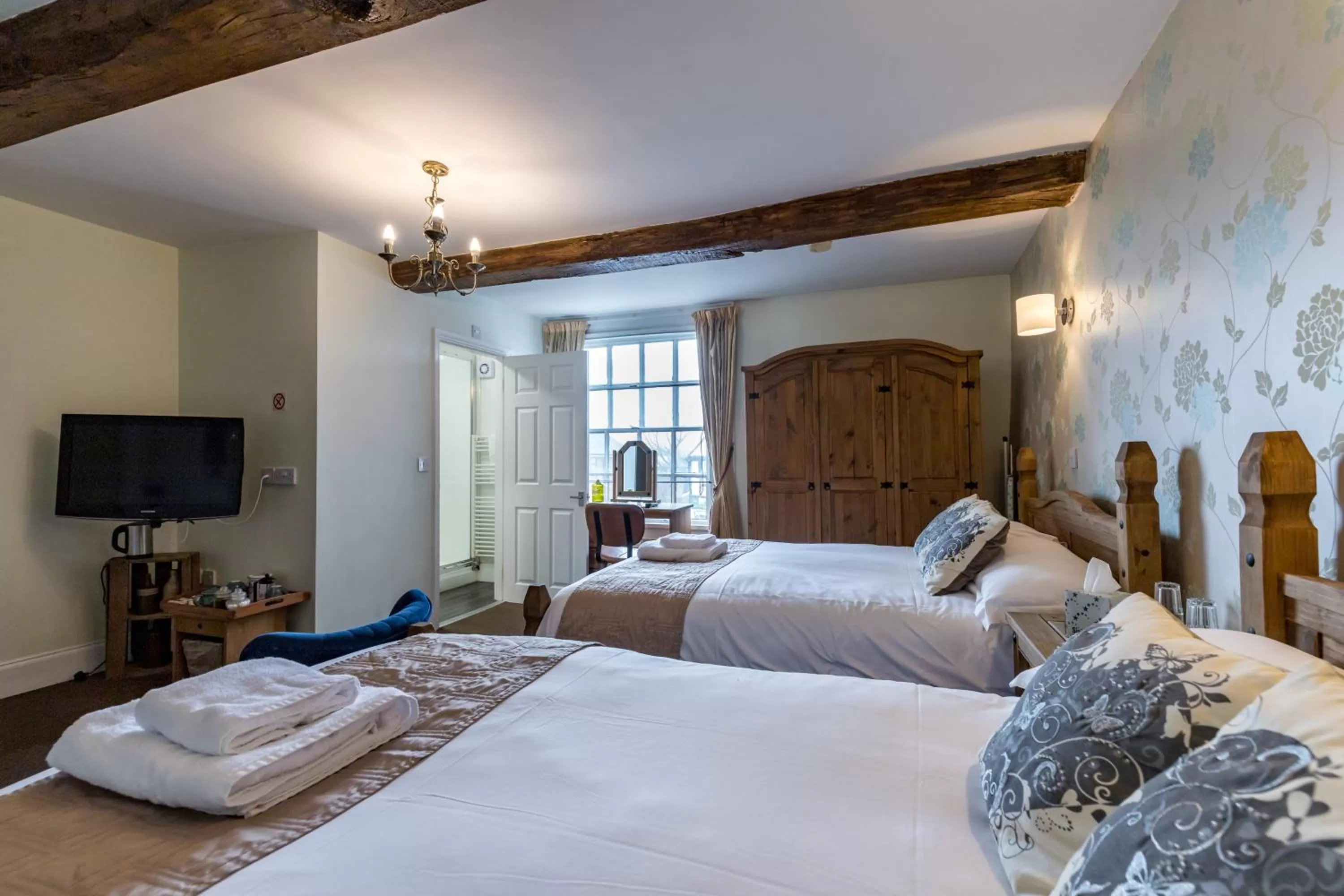 Bed in The Littleton Arms