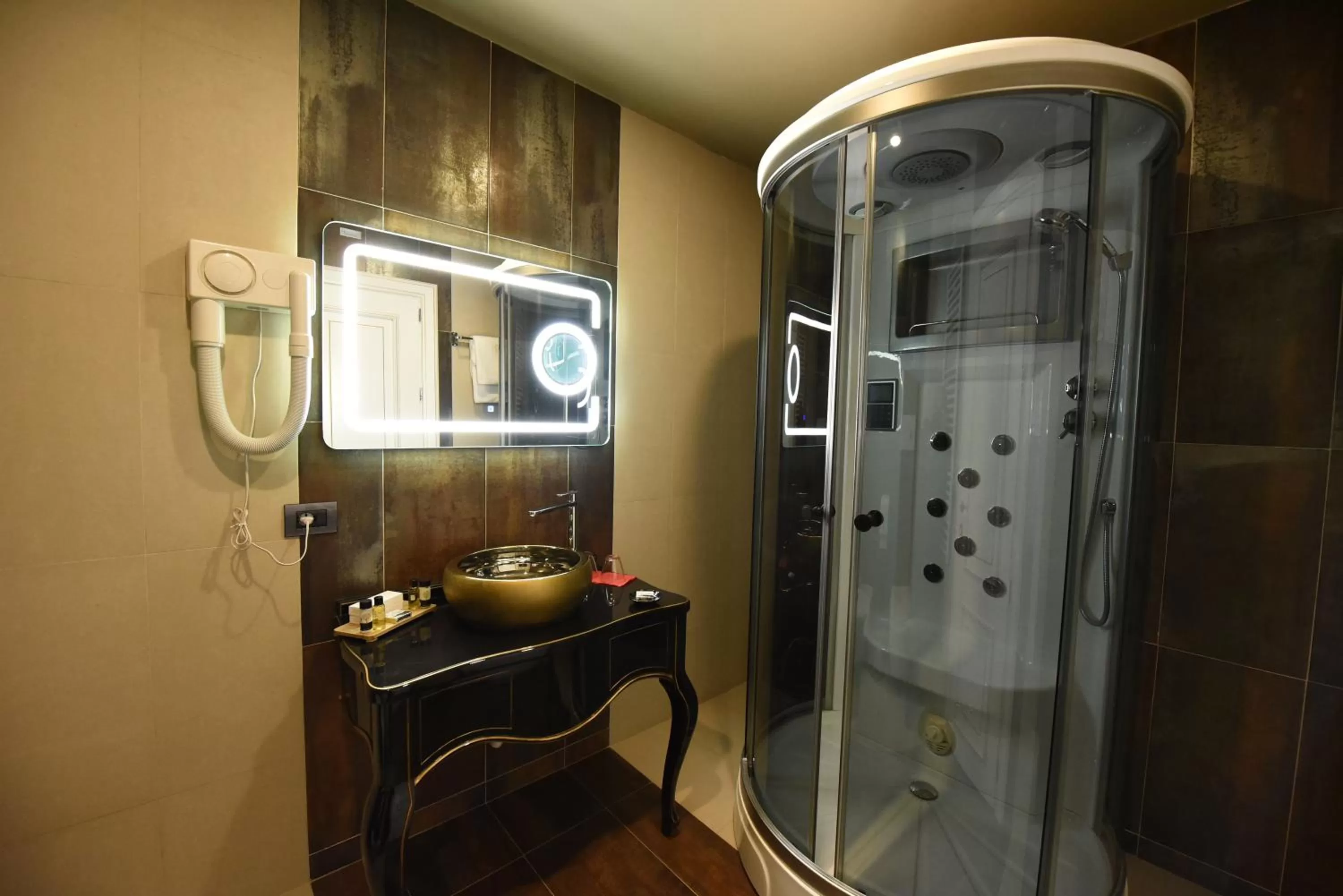 Bathroom in Hotel Hymeti's Palace