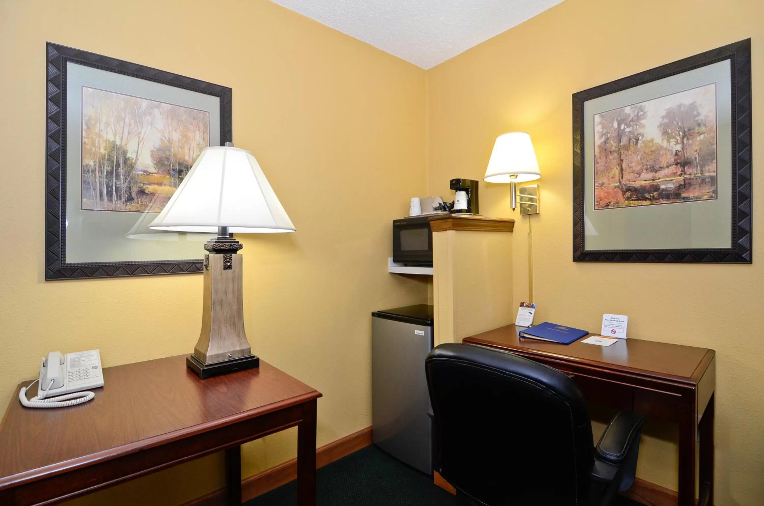Americas Best Value Inn Iola