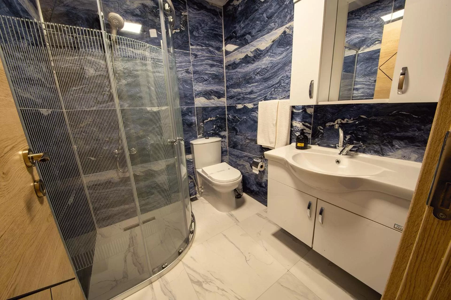 Bathroom in Huma Elite Hotel