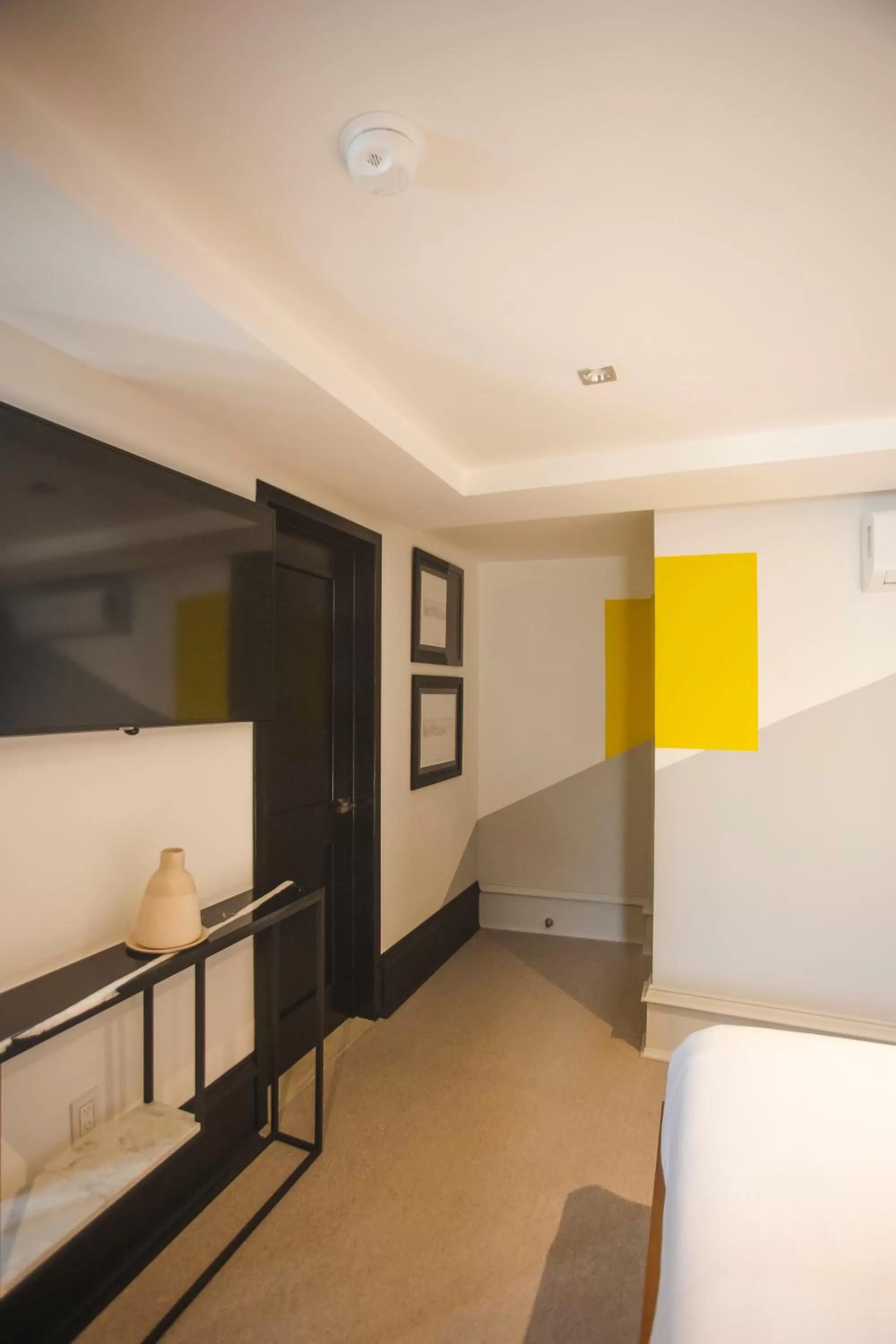 Photo of the whole room, Bed in Matiana Morelos