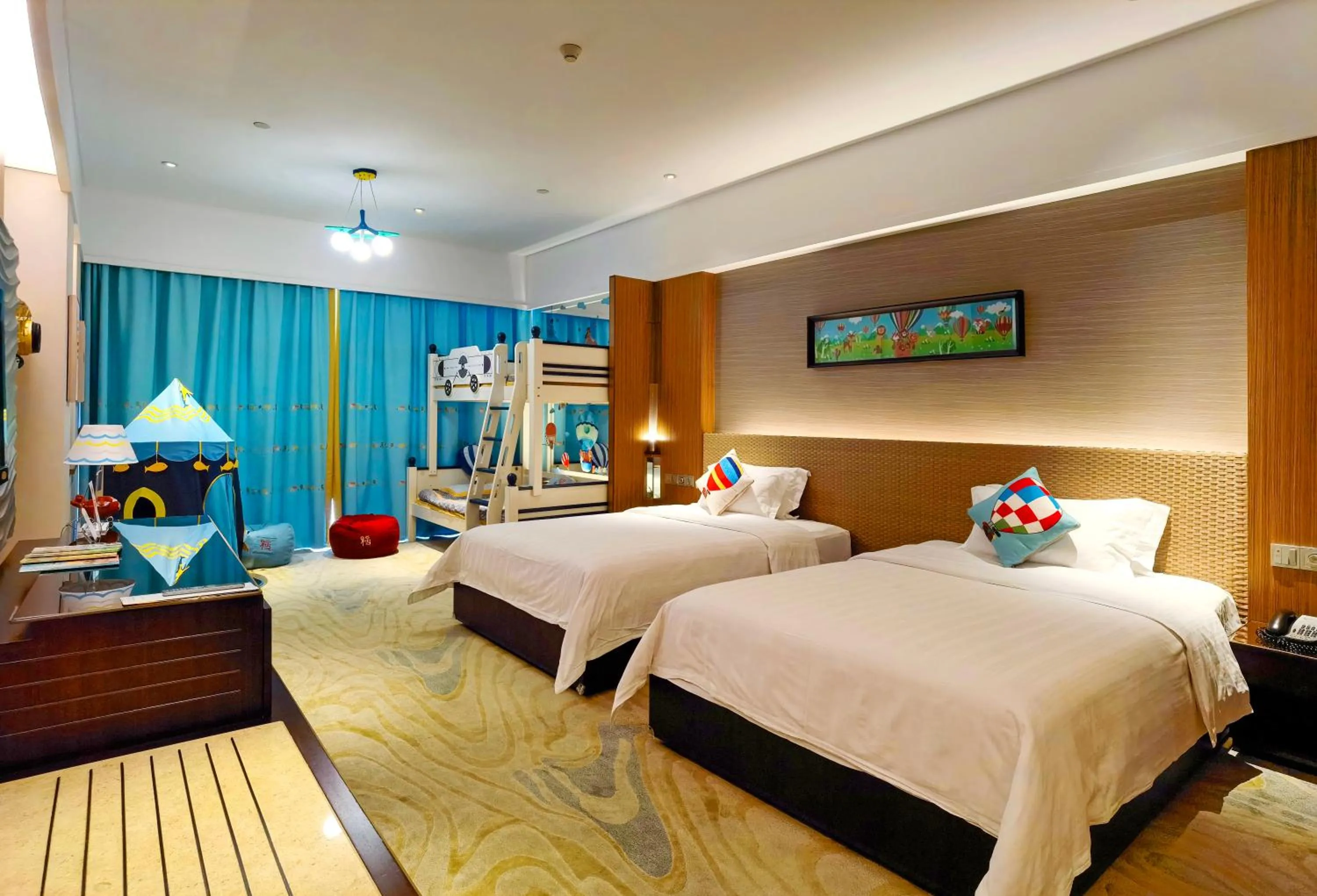 children, Bed in Mission Hills Hotel Resorts Dongguan