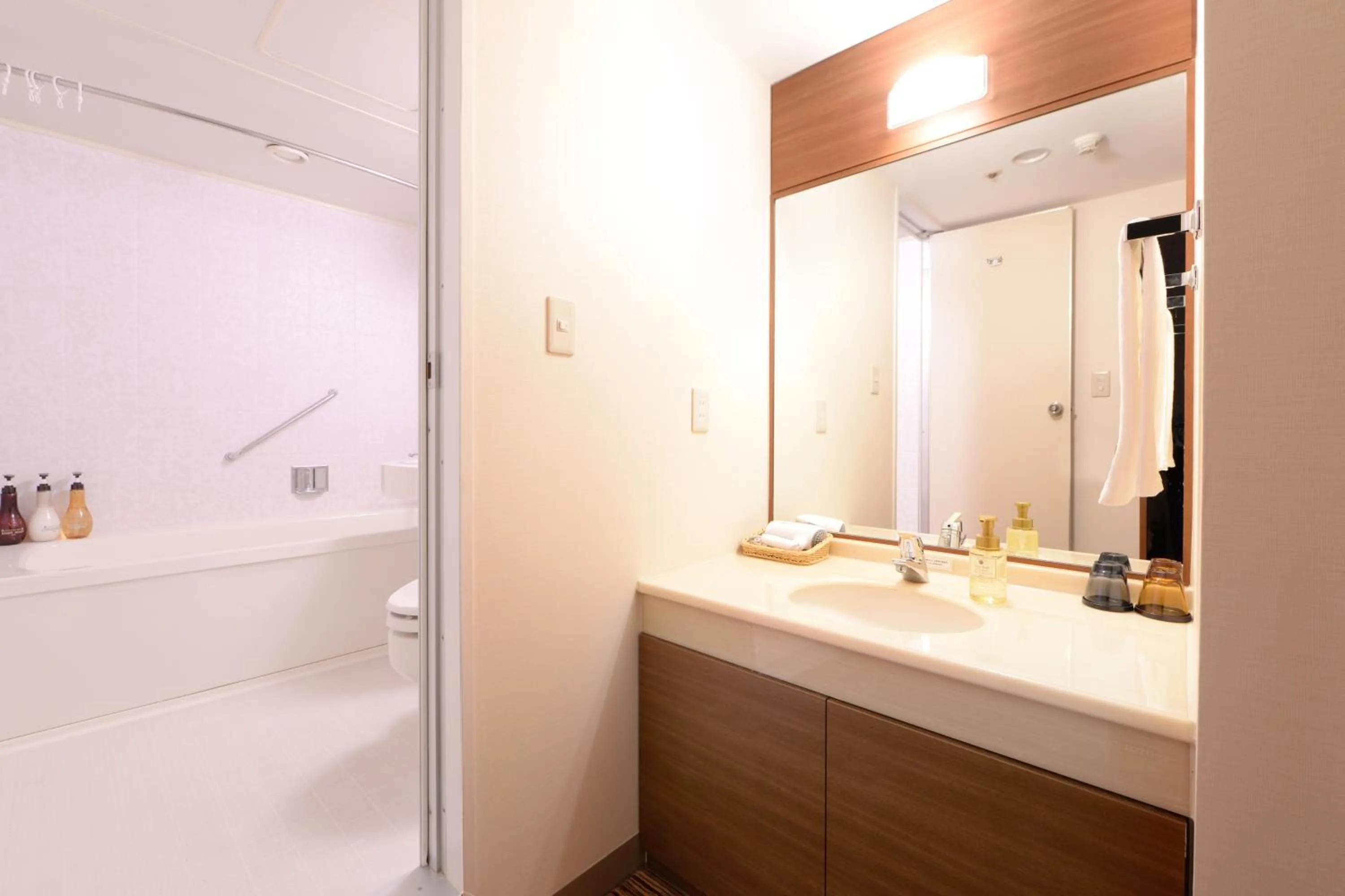 Bathroom in Vessel Inn Yachiyo Katsudai Station