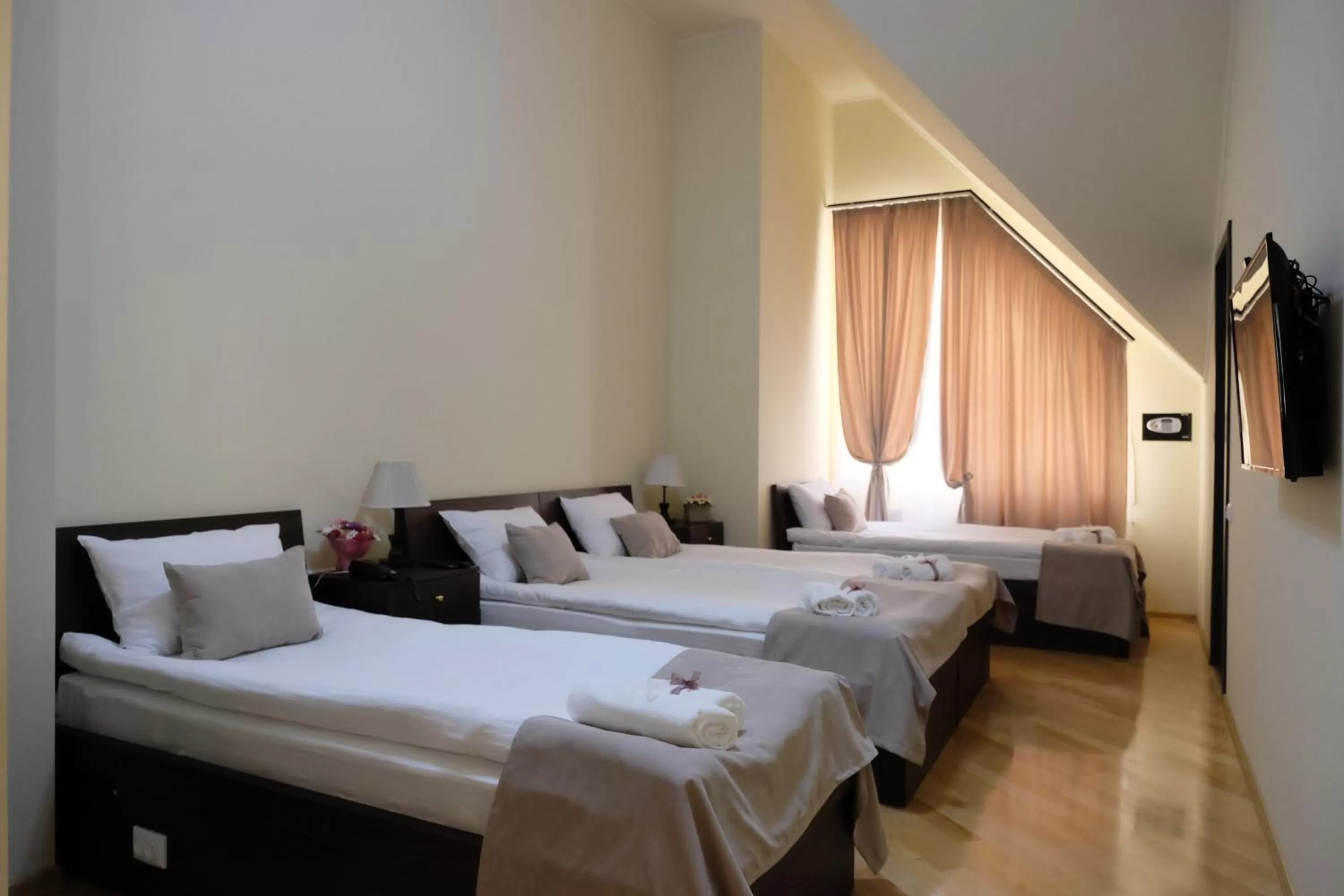 Photo of the whole room, Bed in S&L Boutique Hotel