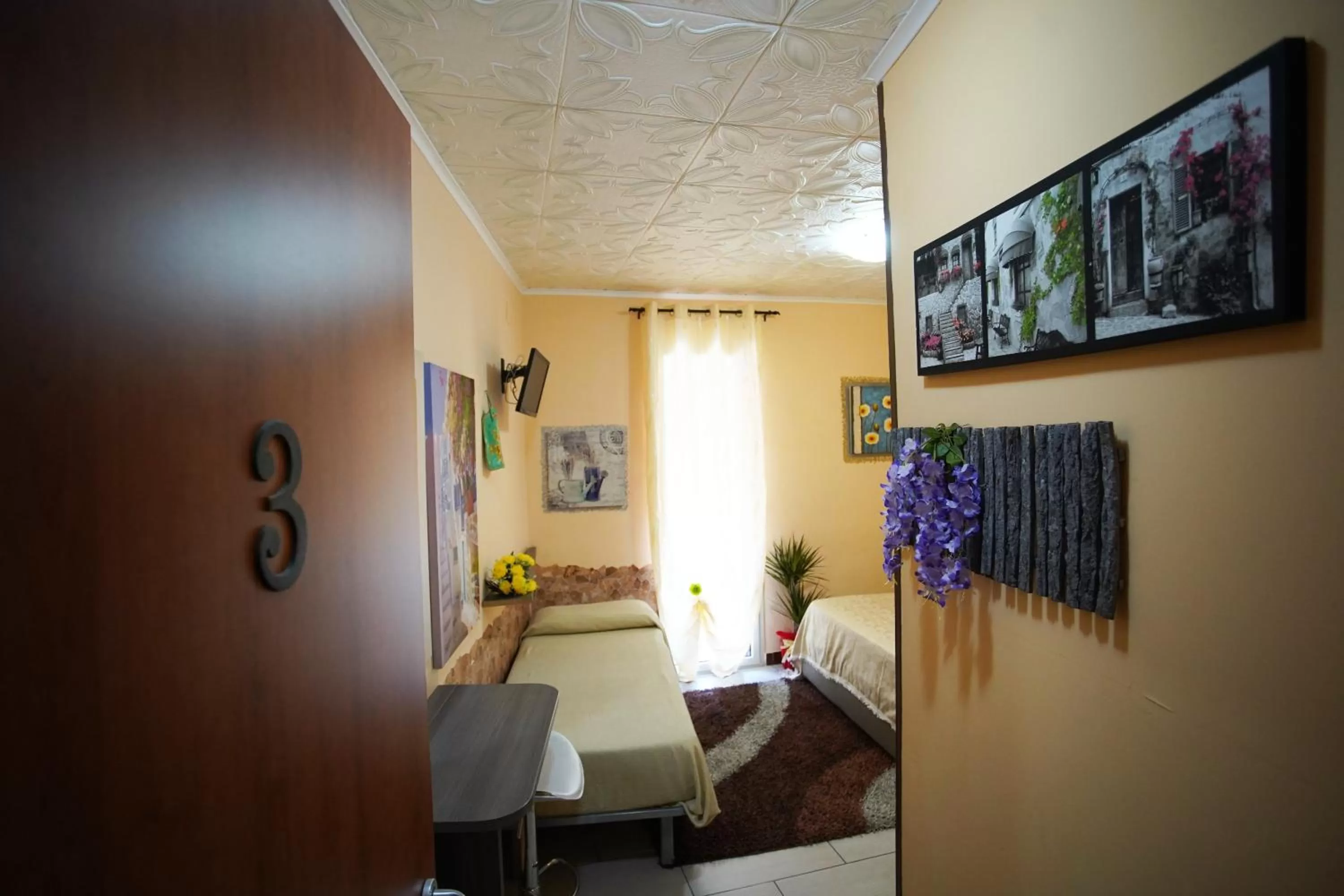 Seating area in Golden Dreams B&B