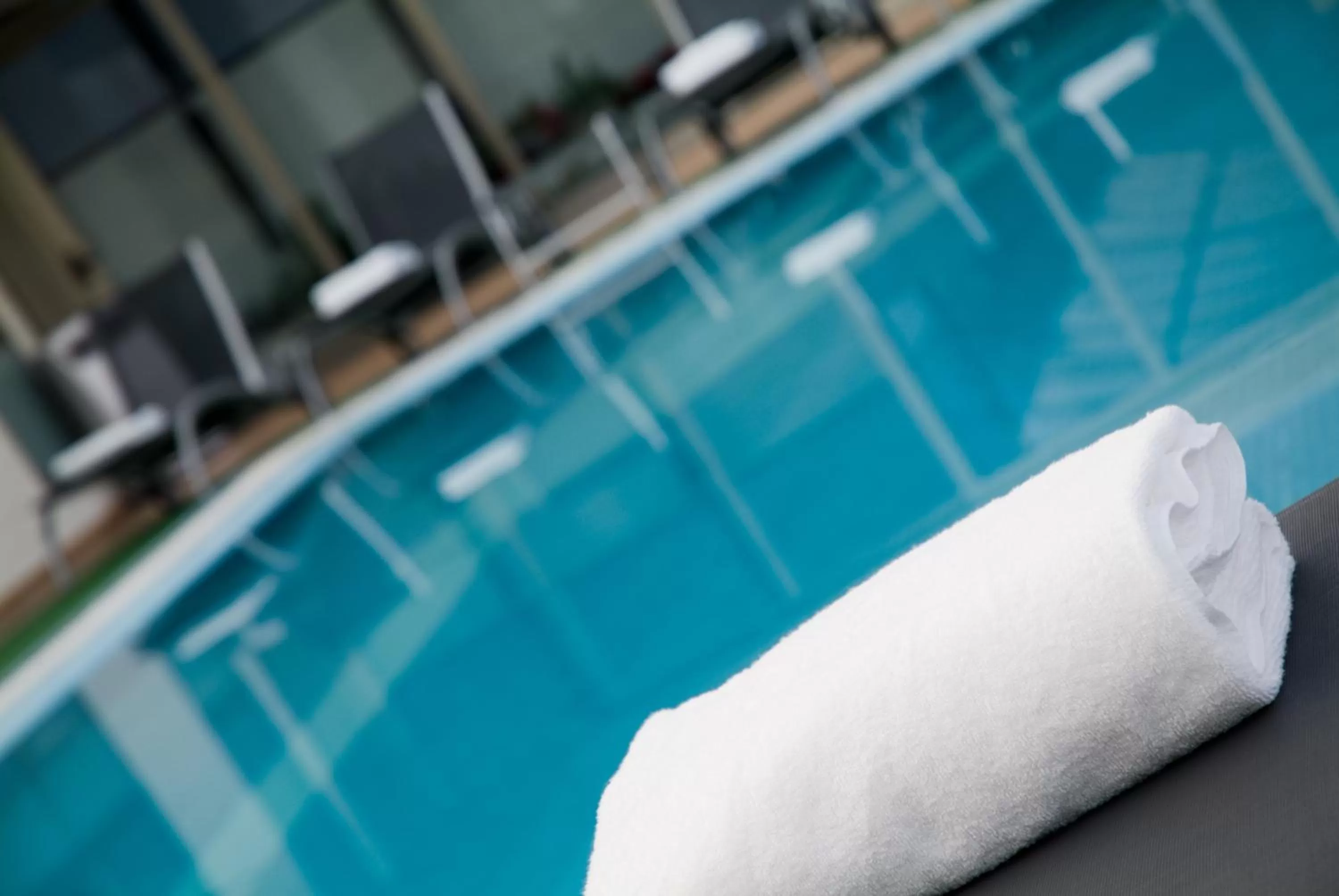 Swimming pool in SH Valencia Palace