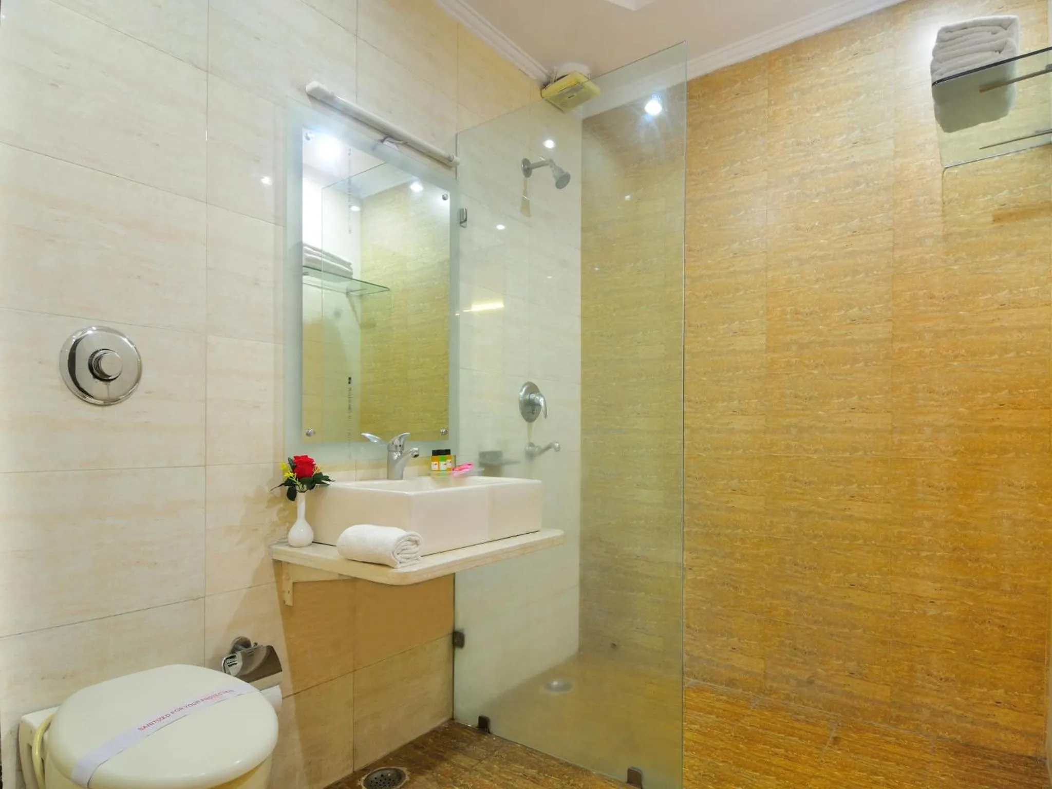 Bathroom in Hotel Sky Rich International - Just a min walk from Karol Bagh Metro Station