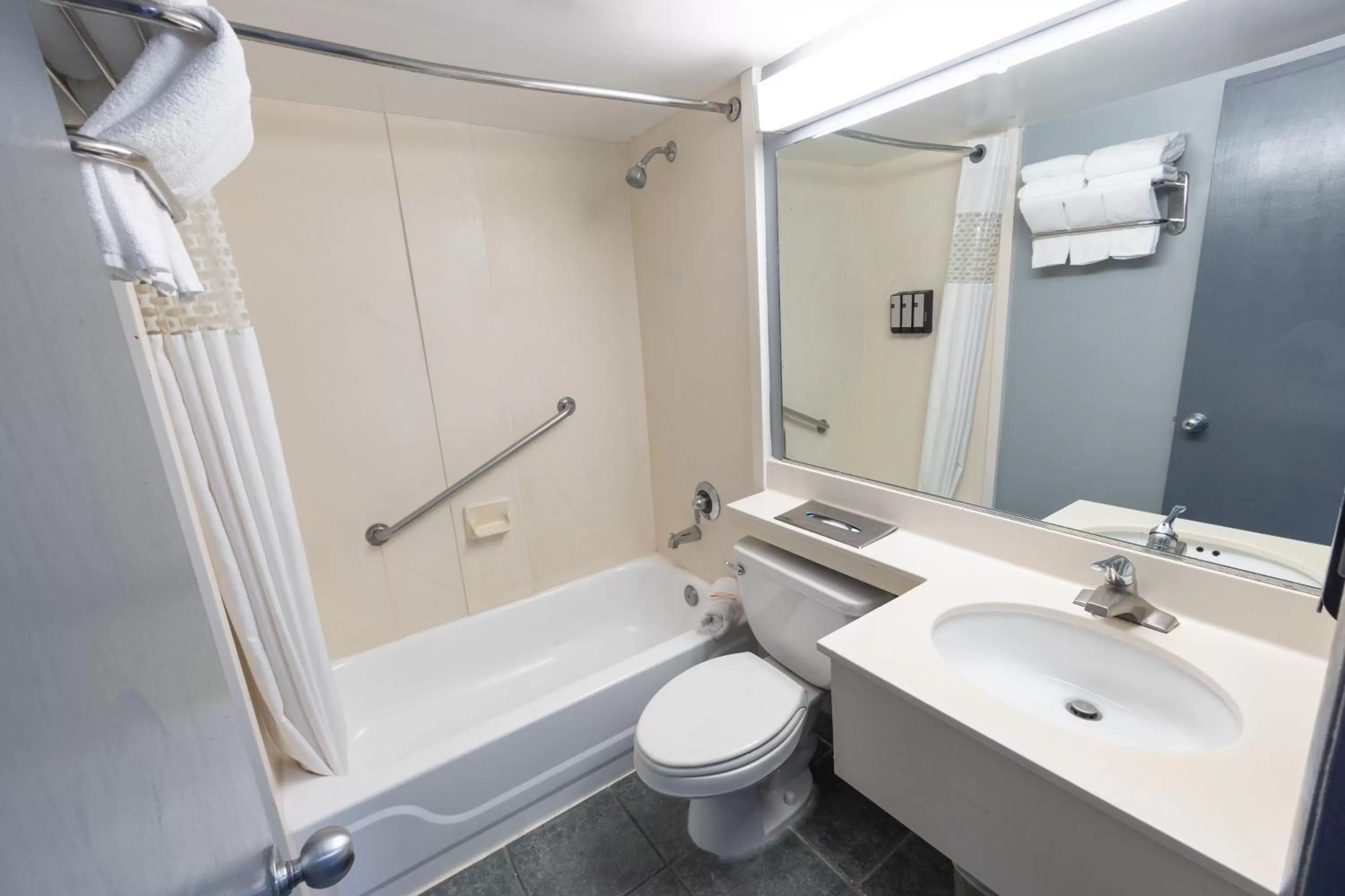 Bathroom in Seaview Hotel