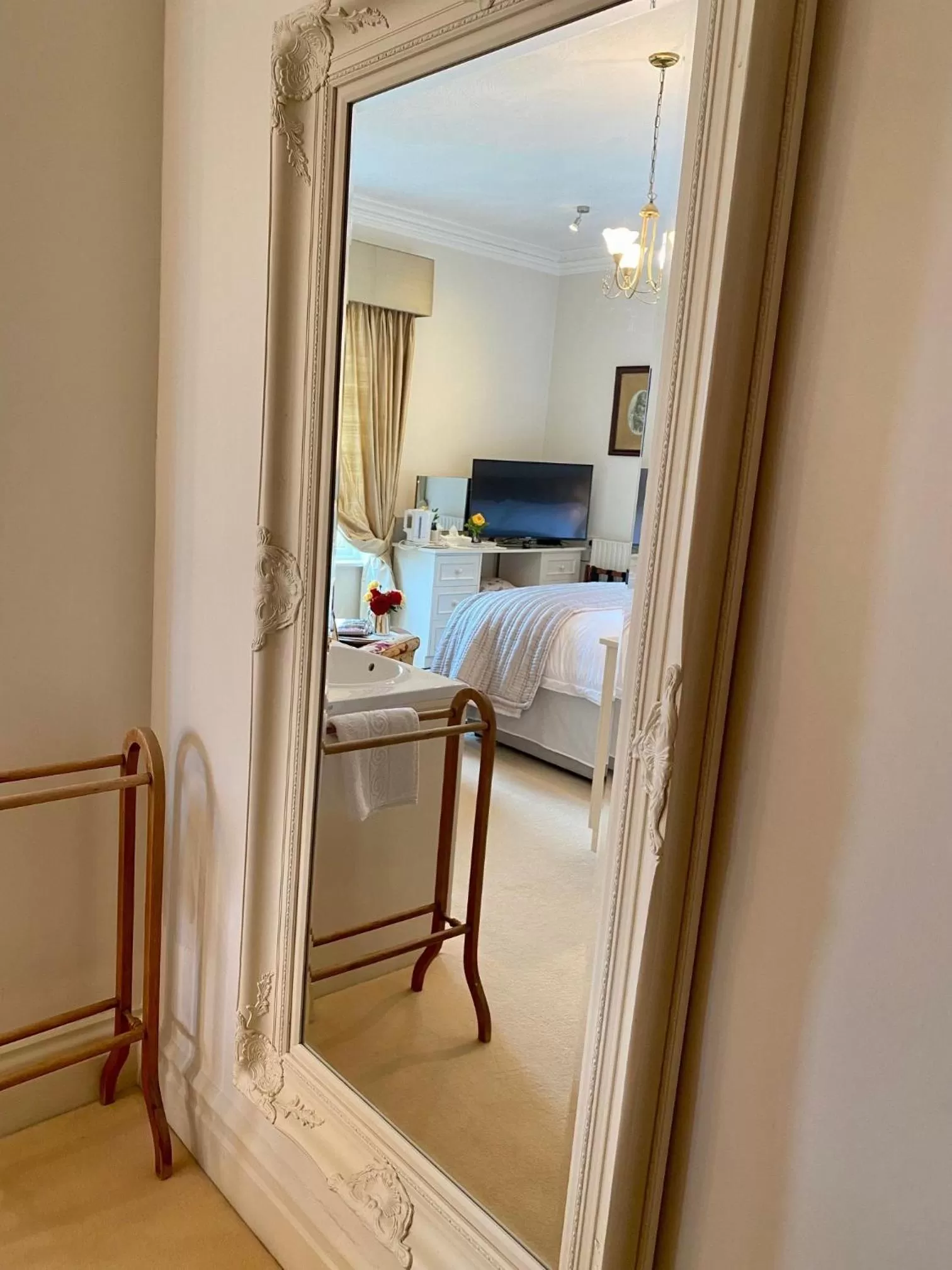 Pool View in Golborne Manor Bed and Breakfast