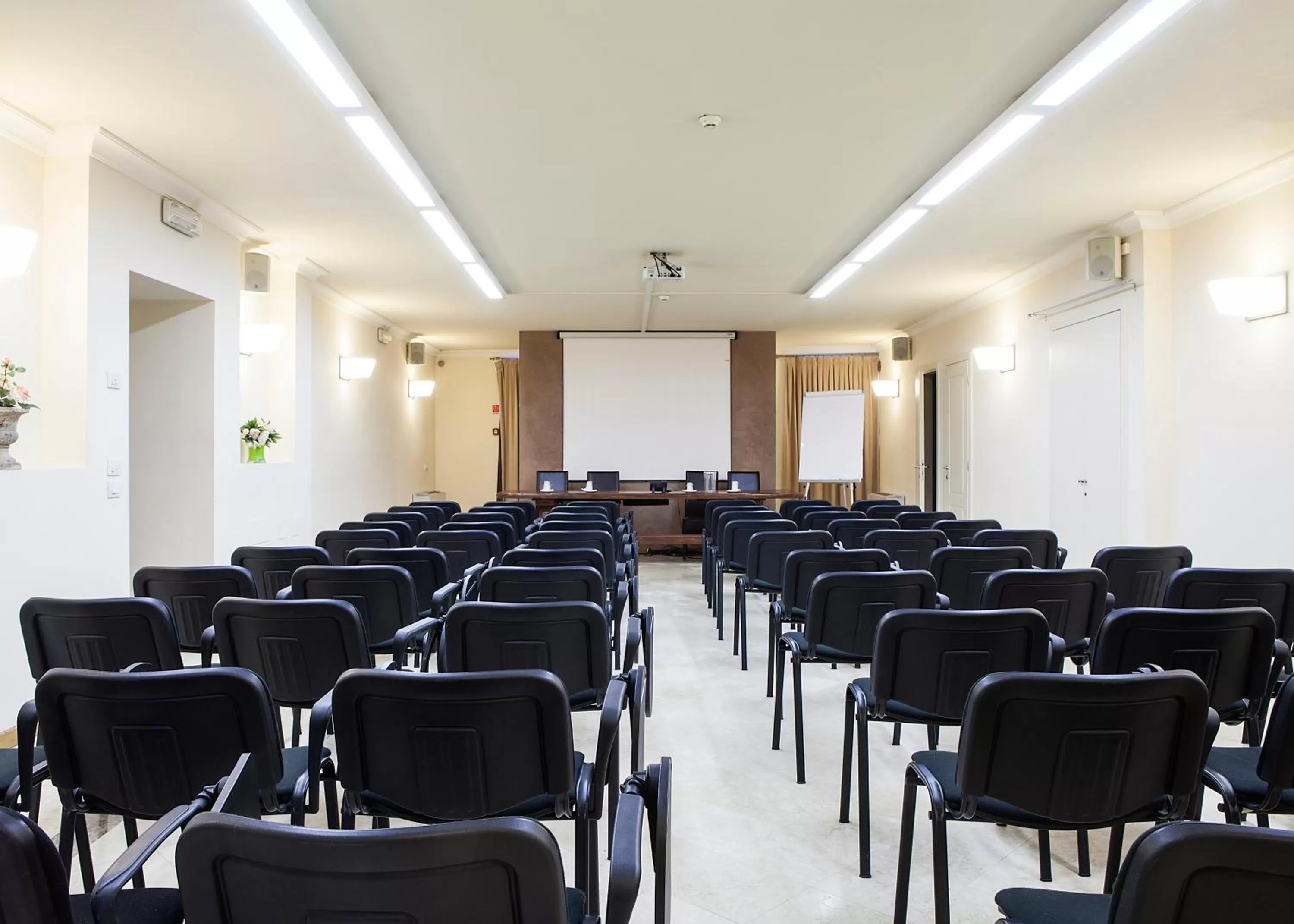 Business facilities in Hotel Hambros - Il Parco in Villa Banchieri