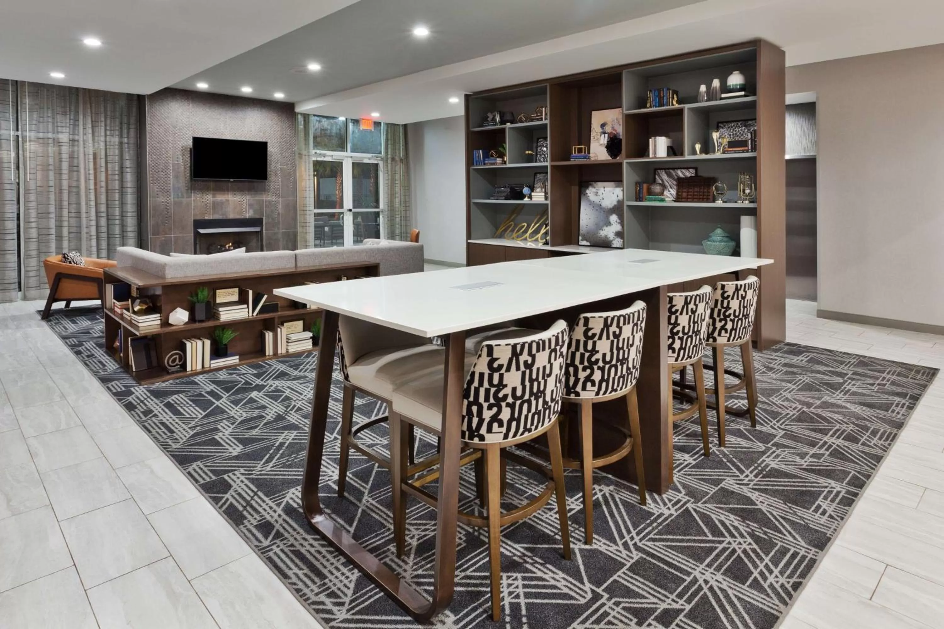 Lobby or reception in Doubletree By Hilton Dothan, Al