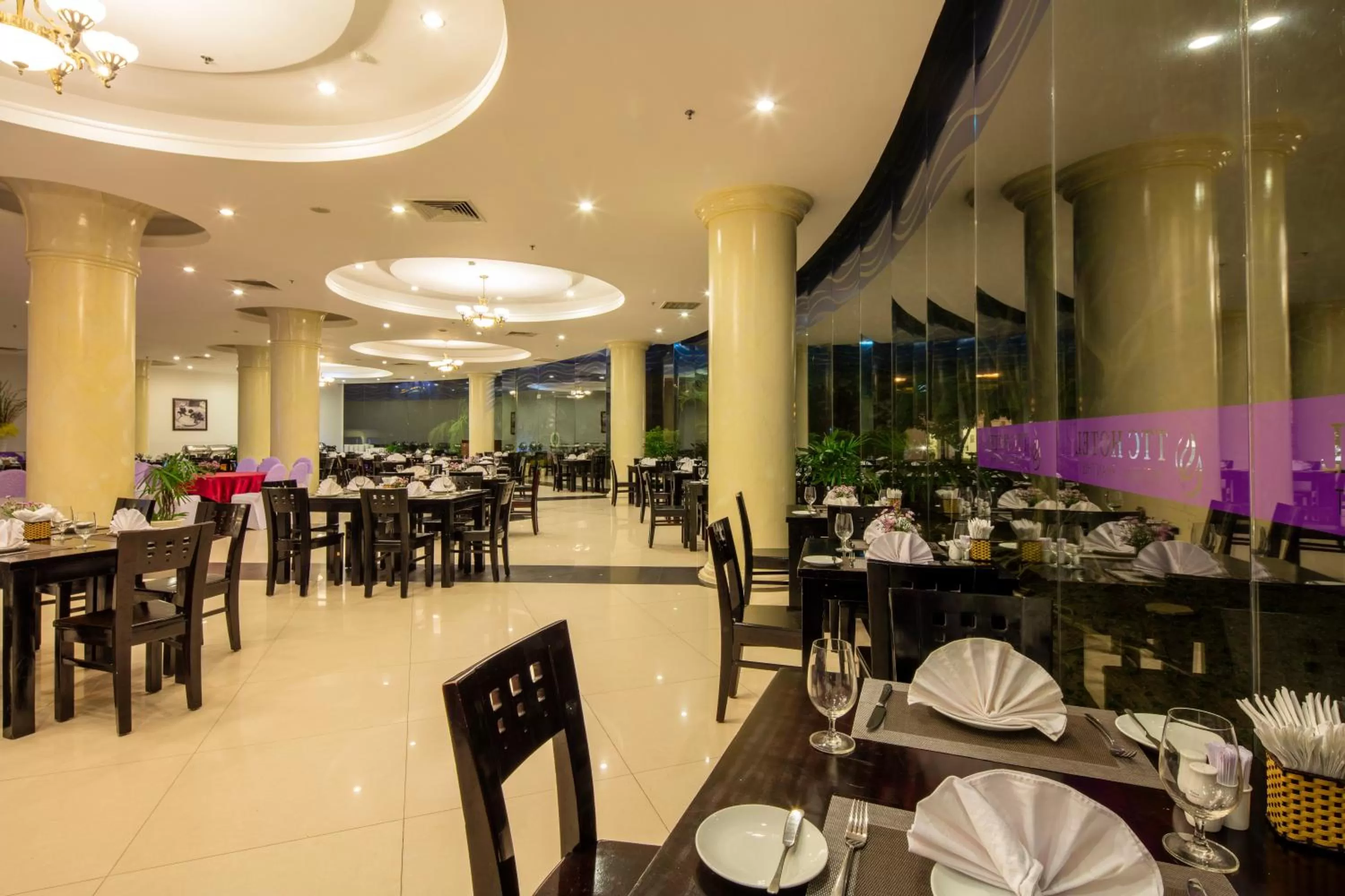 Restaurant/Places to Eat in TTC Hotel Phan Thiet