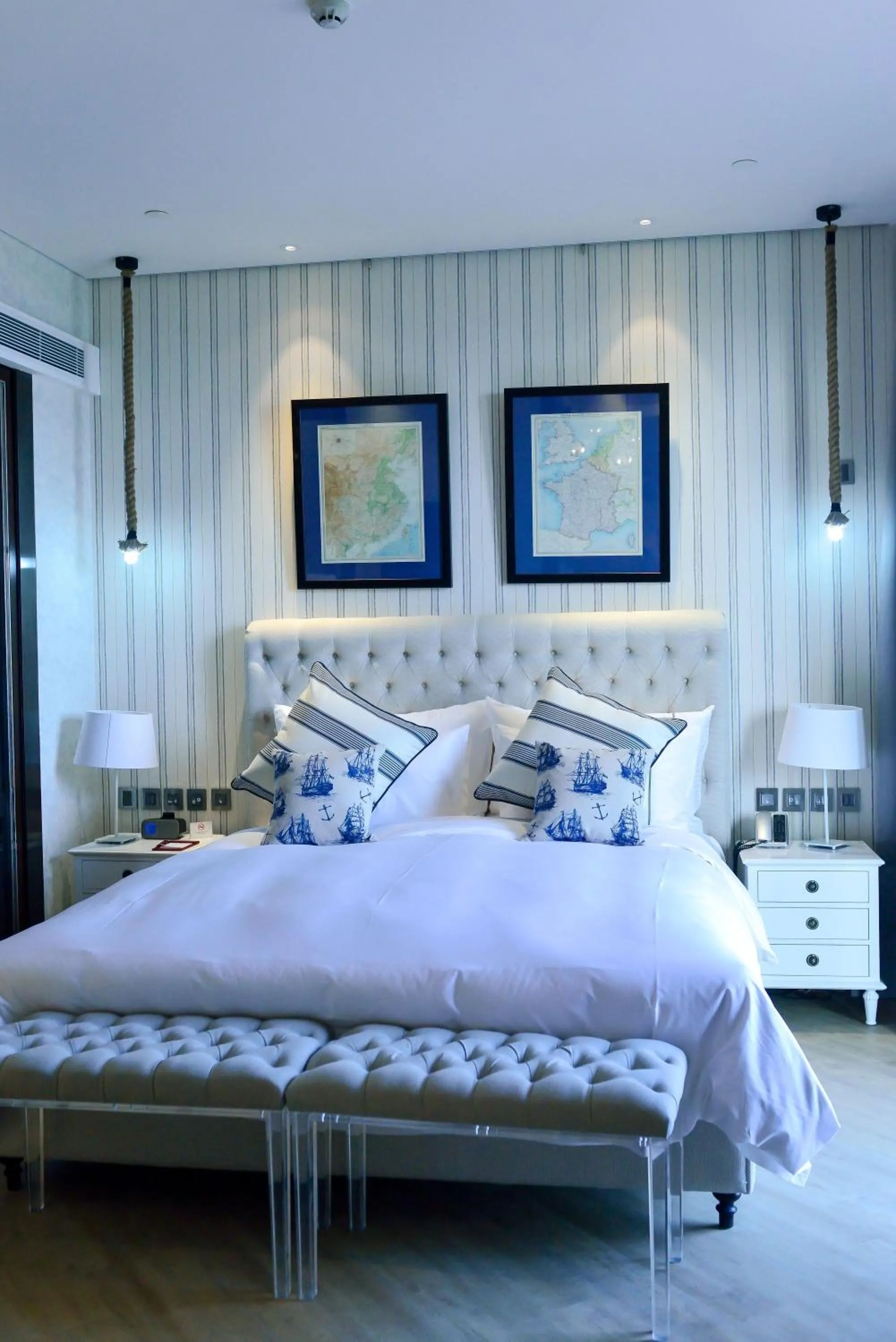 Photo of the whole room, Bed in Orient-Anyi international Hotel