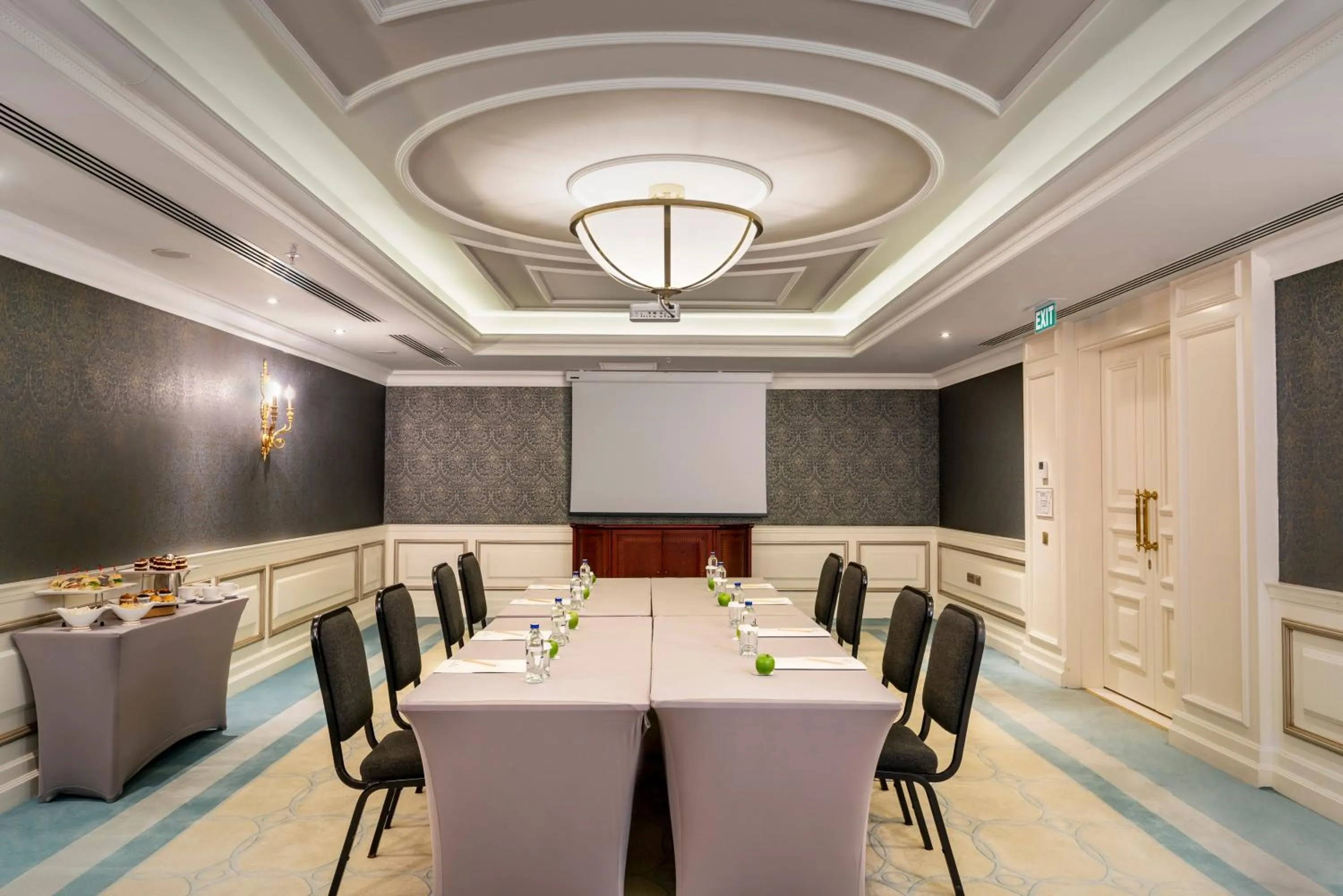 Meeting/conference room in Rixos Pera Istanbul