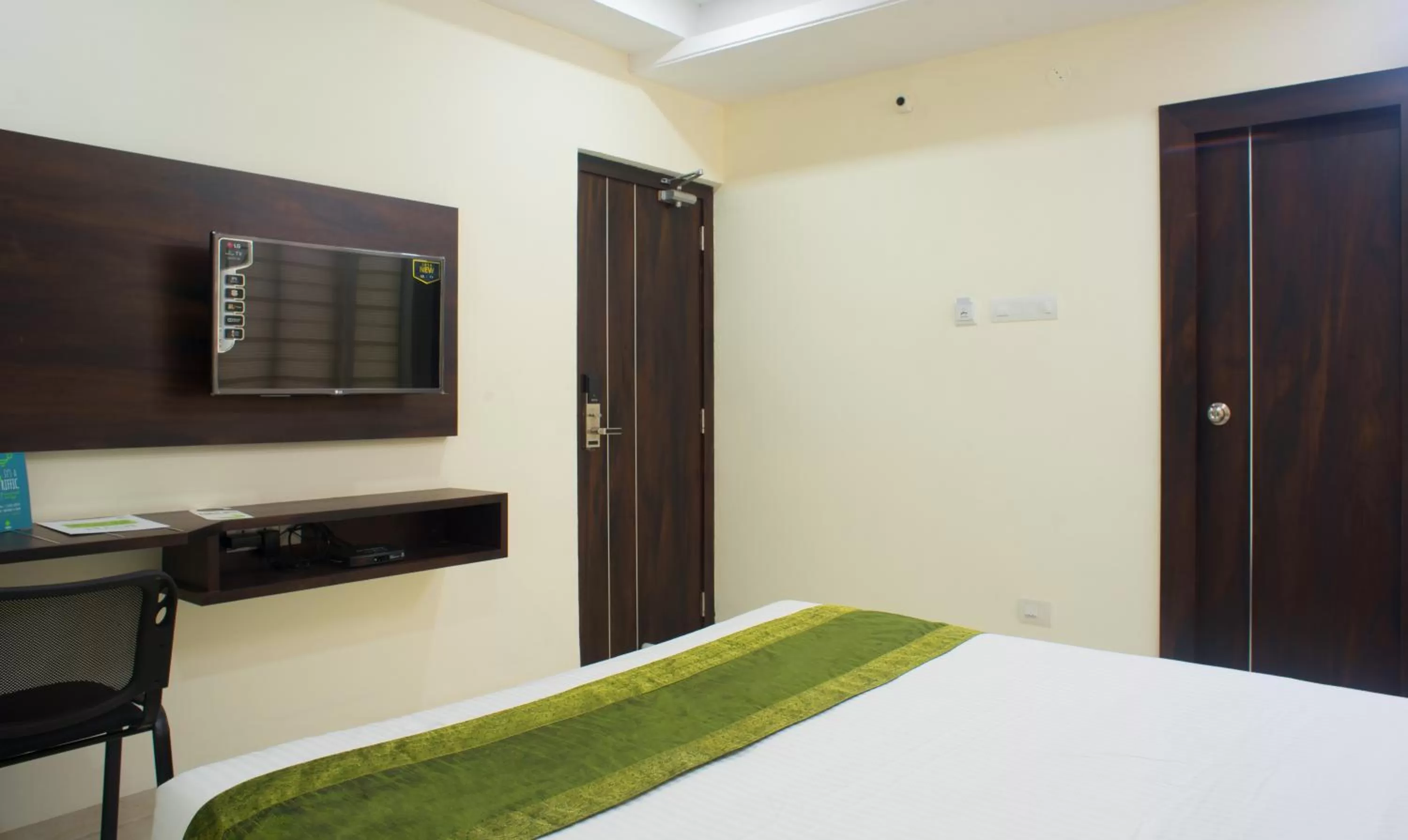 Bed in Treebo Celeste