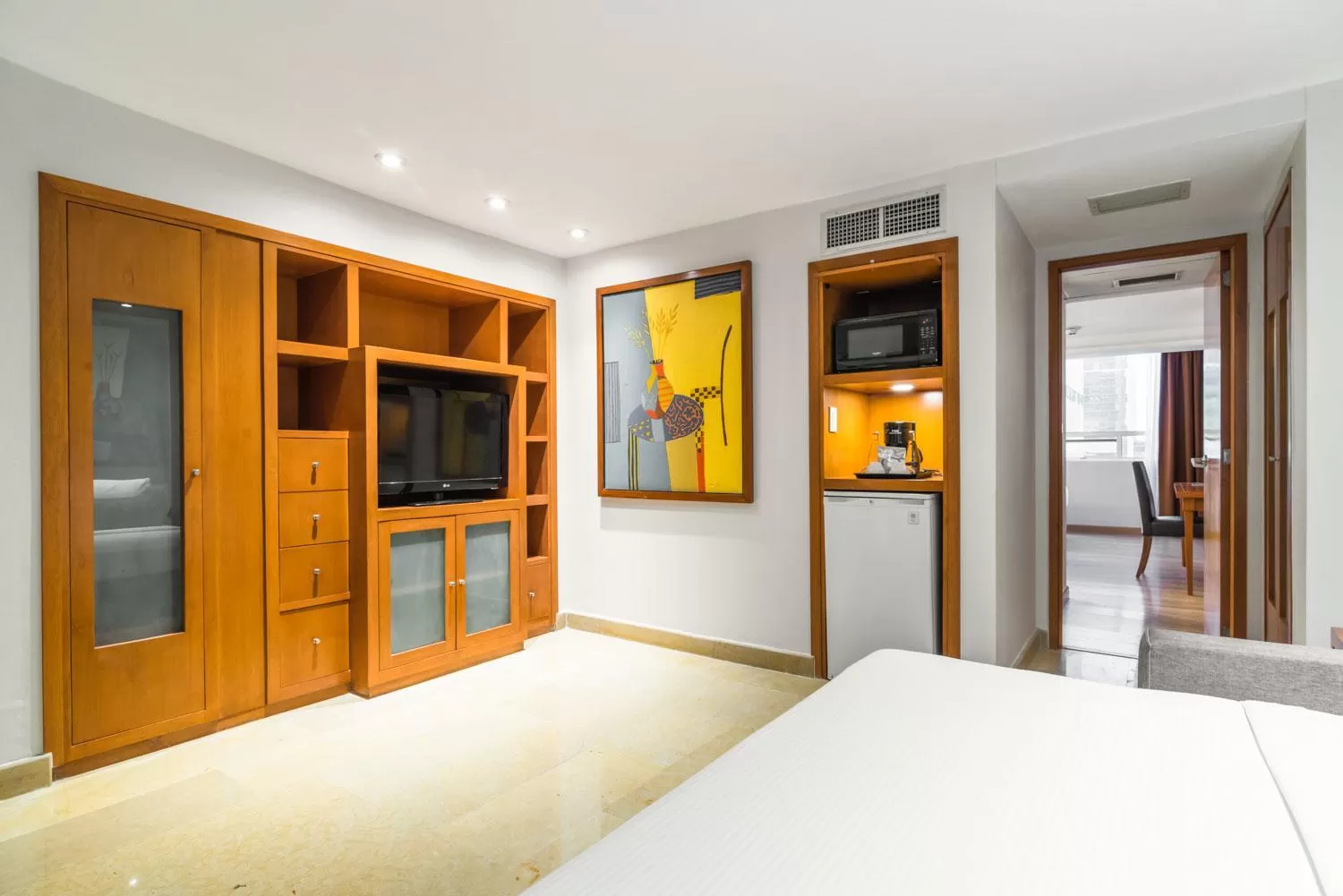 TV and multimedia, Bed in Eurostars Zona Rosa Suites