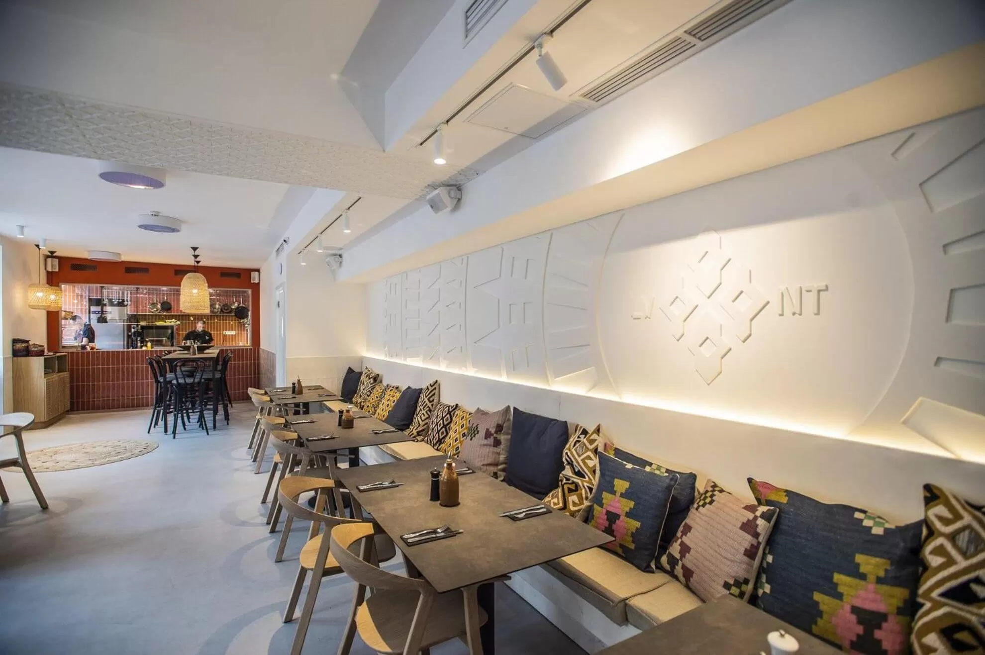 Restaurant/places to eat in Hotel Memories Budapest