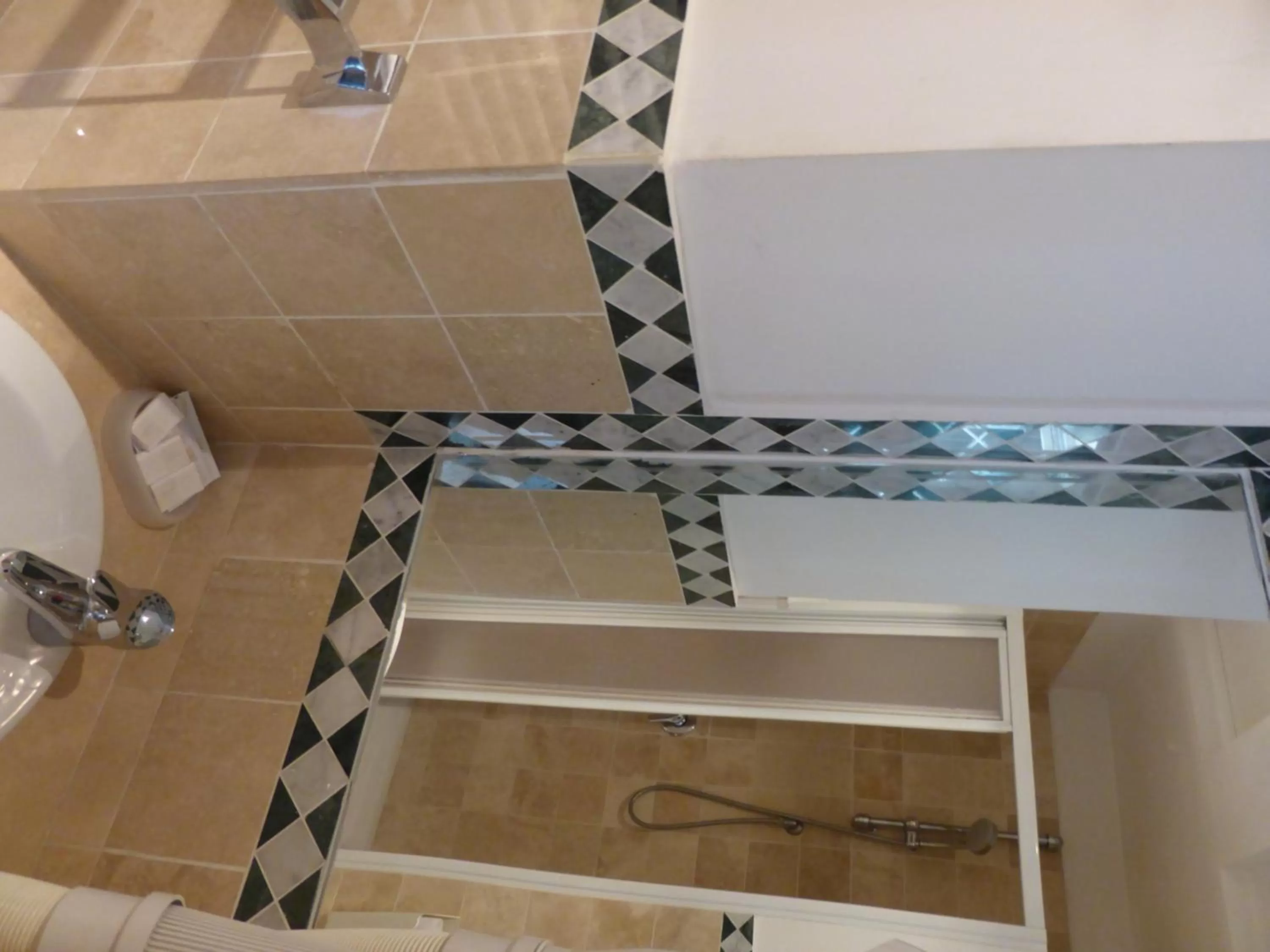 Bathroom in Hotel Prati