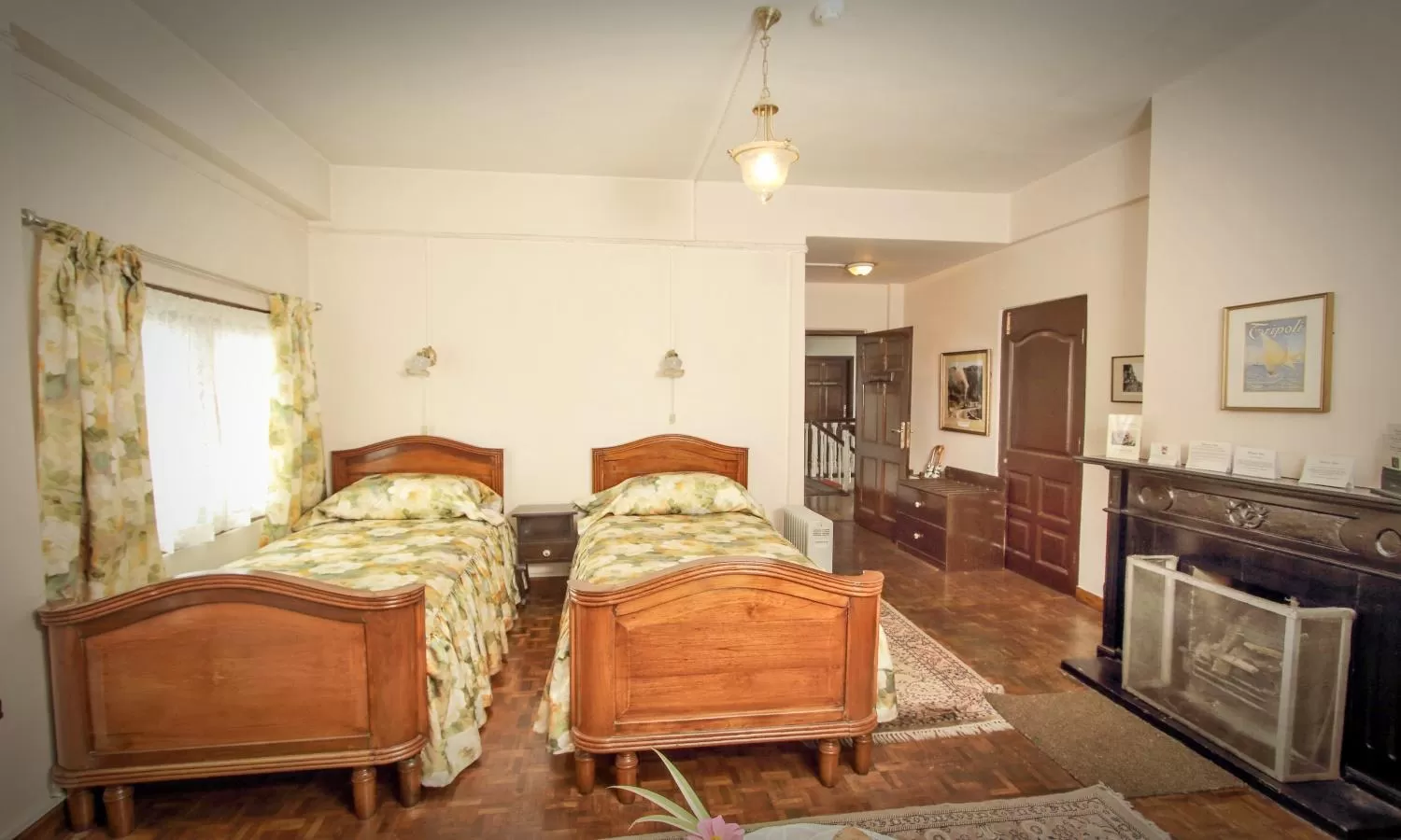 Bed in Windamere Hotel - A Colonial Heritage