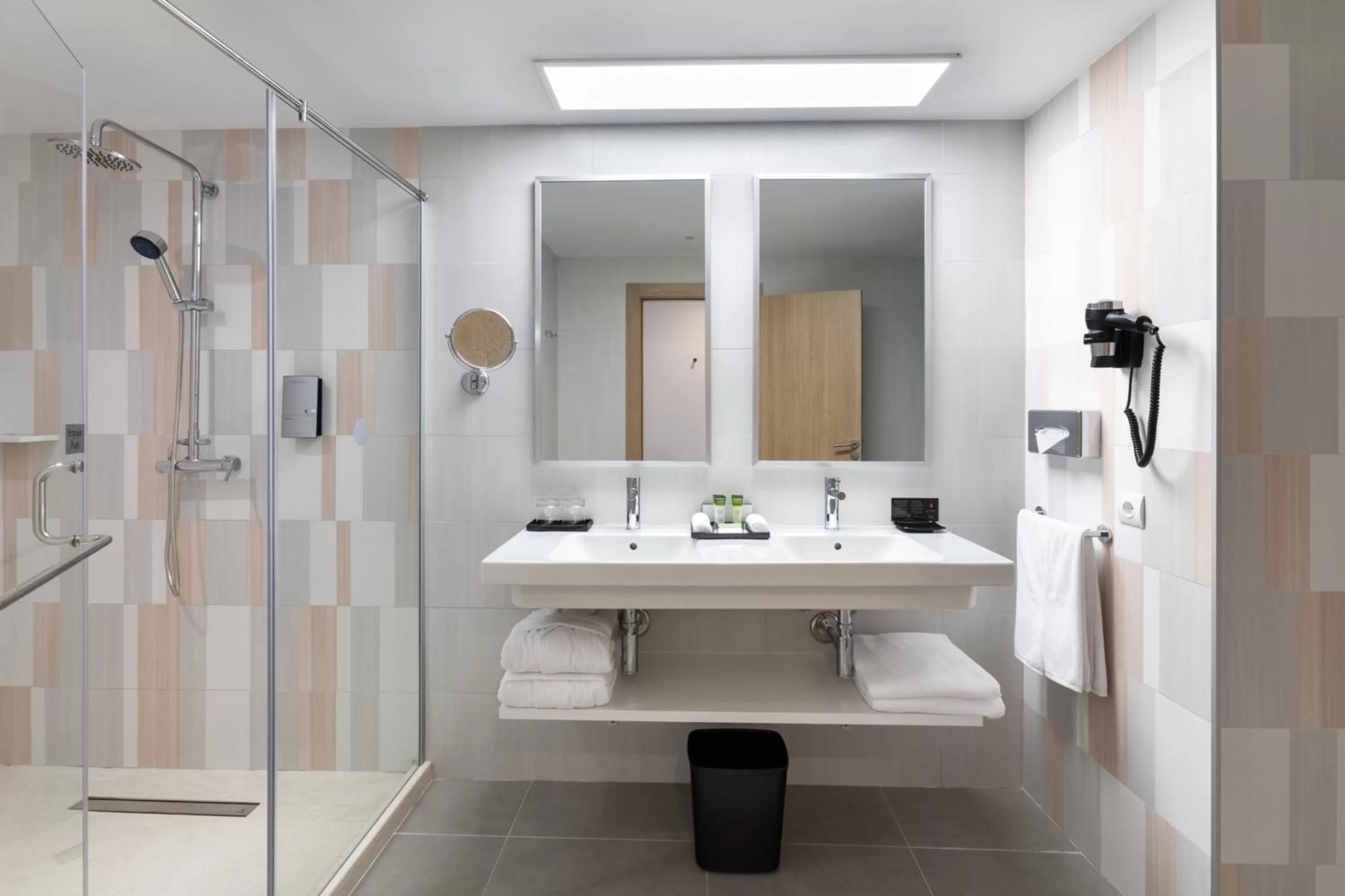 Shower in Hotel Riu Palace Palmeras - All Inclusive