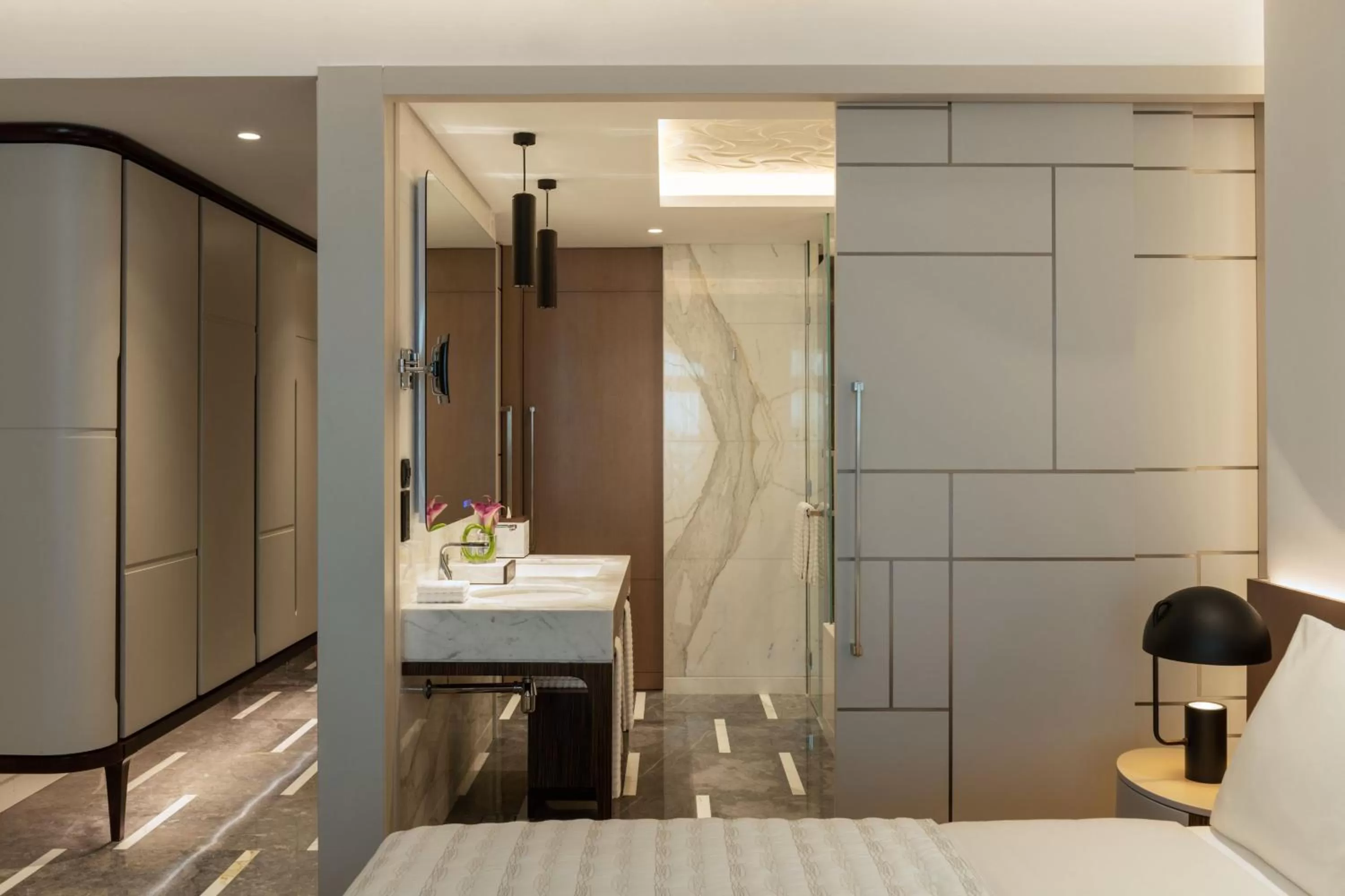 Bedroom in Le Royal Méridien Place Vendôme Lusail