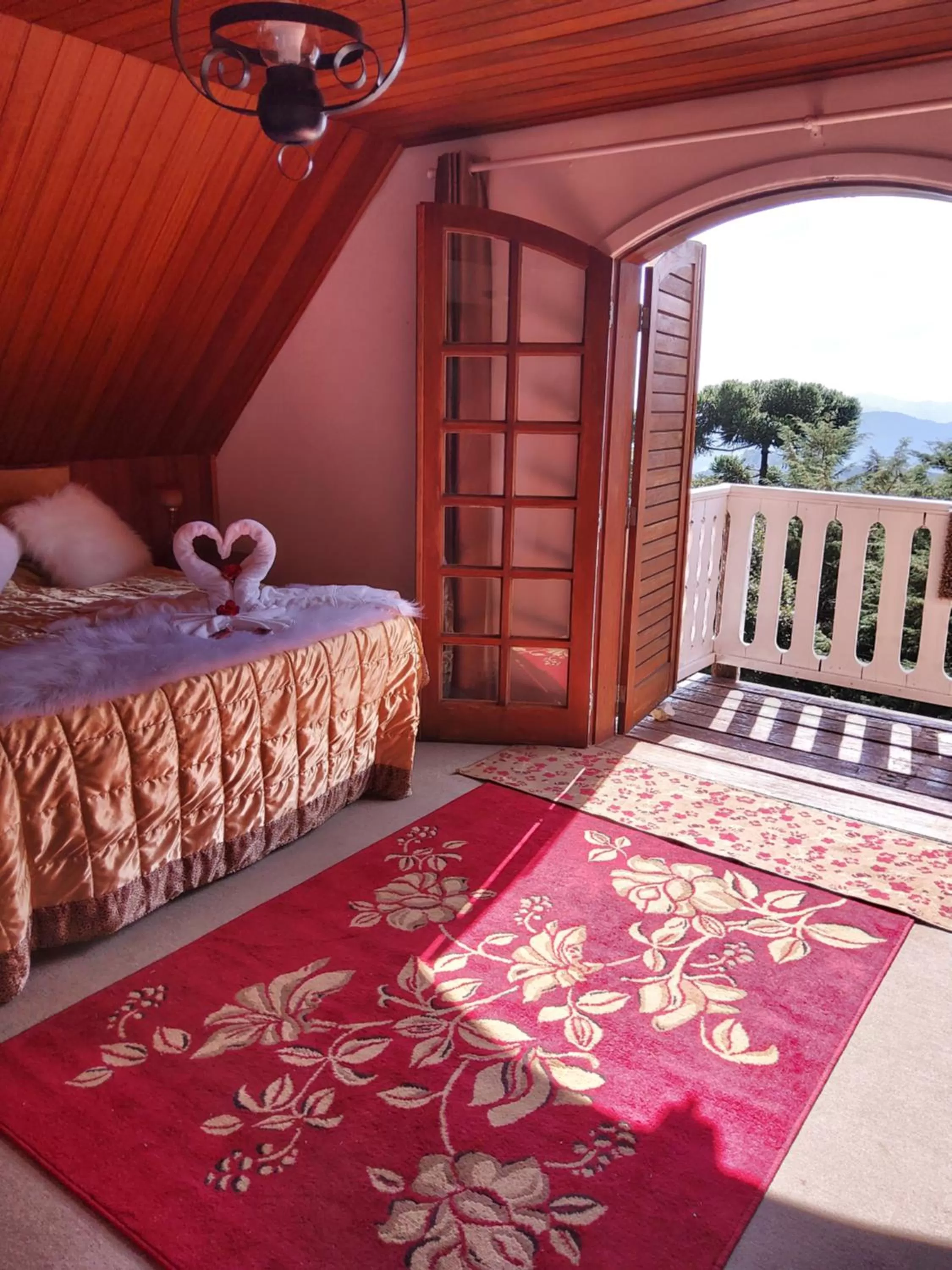 Quadruple Room with Balcony in Pousada Village Por do Sol by Concavus