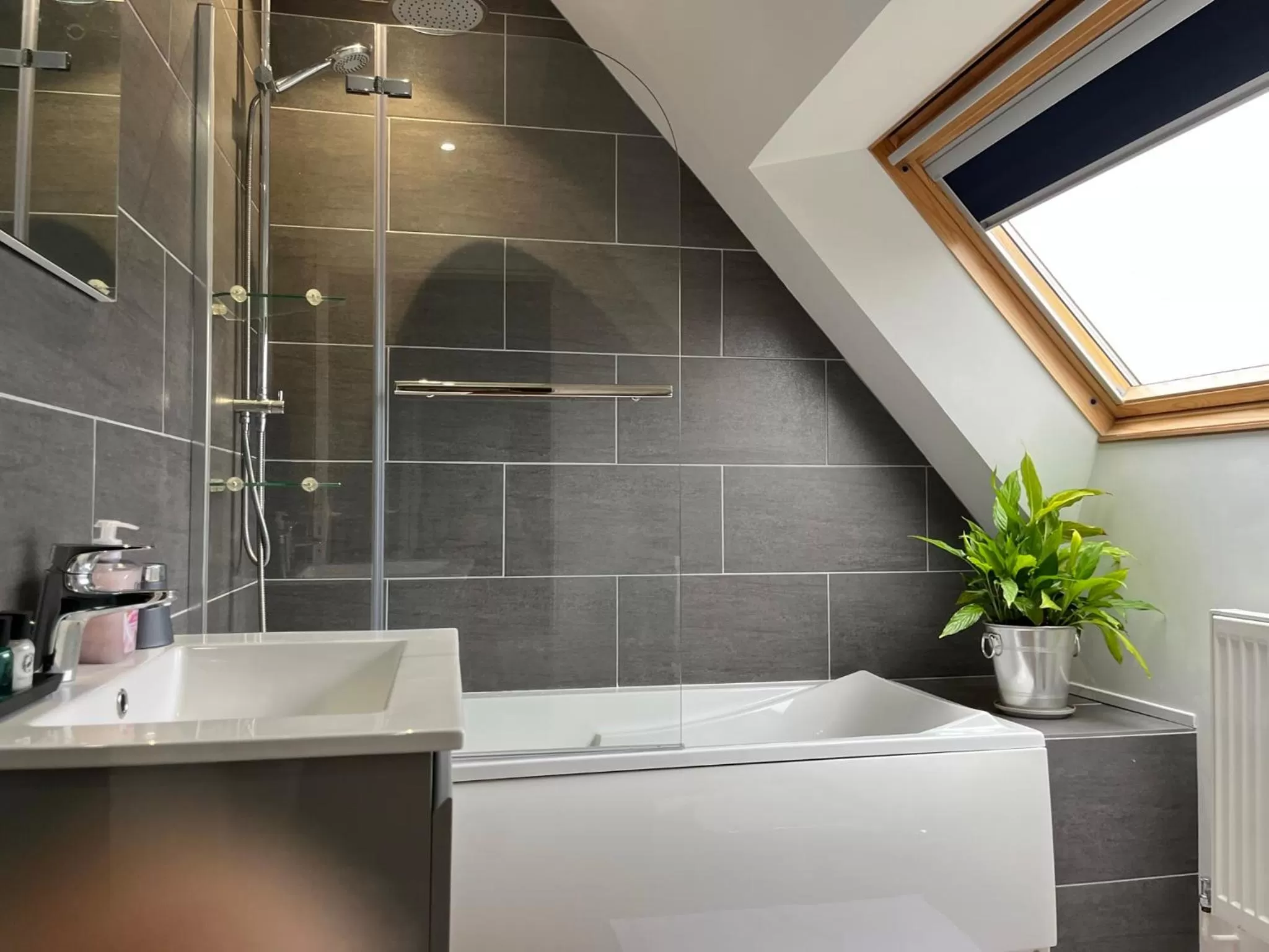 Shower in La Crepelliere