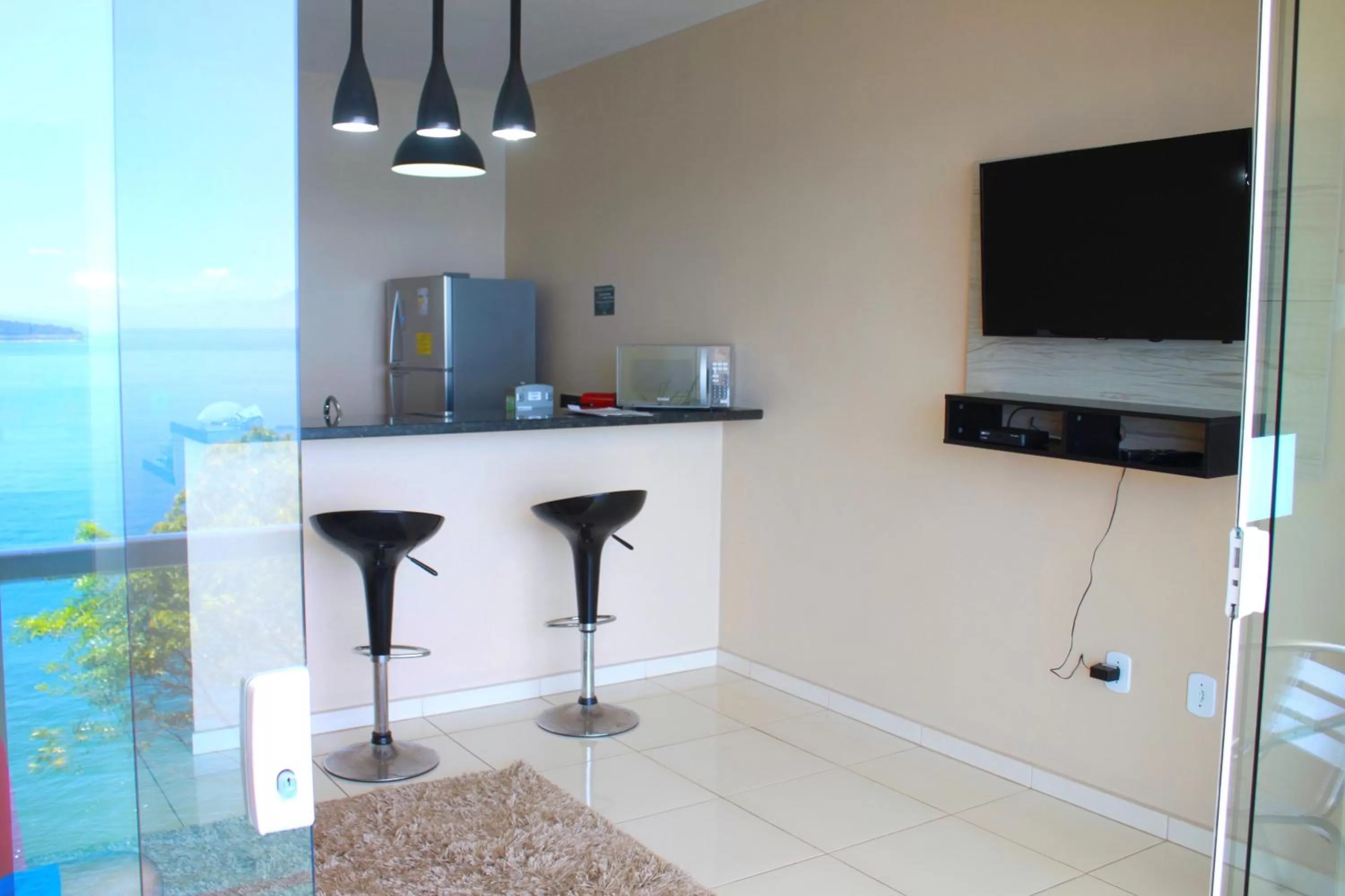 Photo of the whole room in Ocean Green Flats