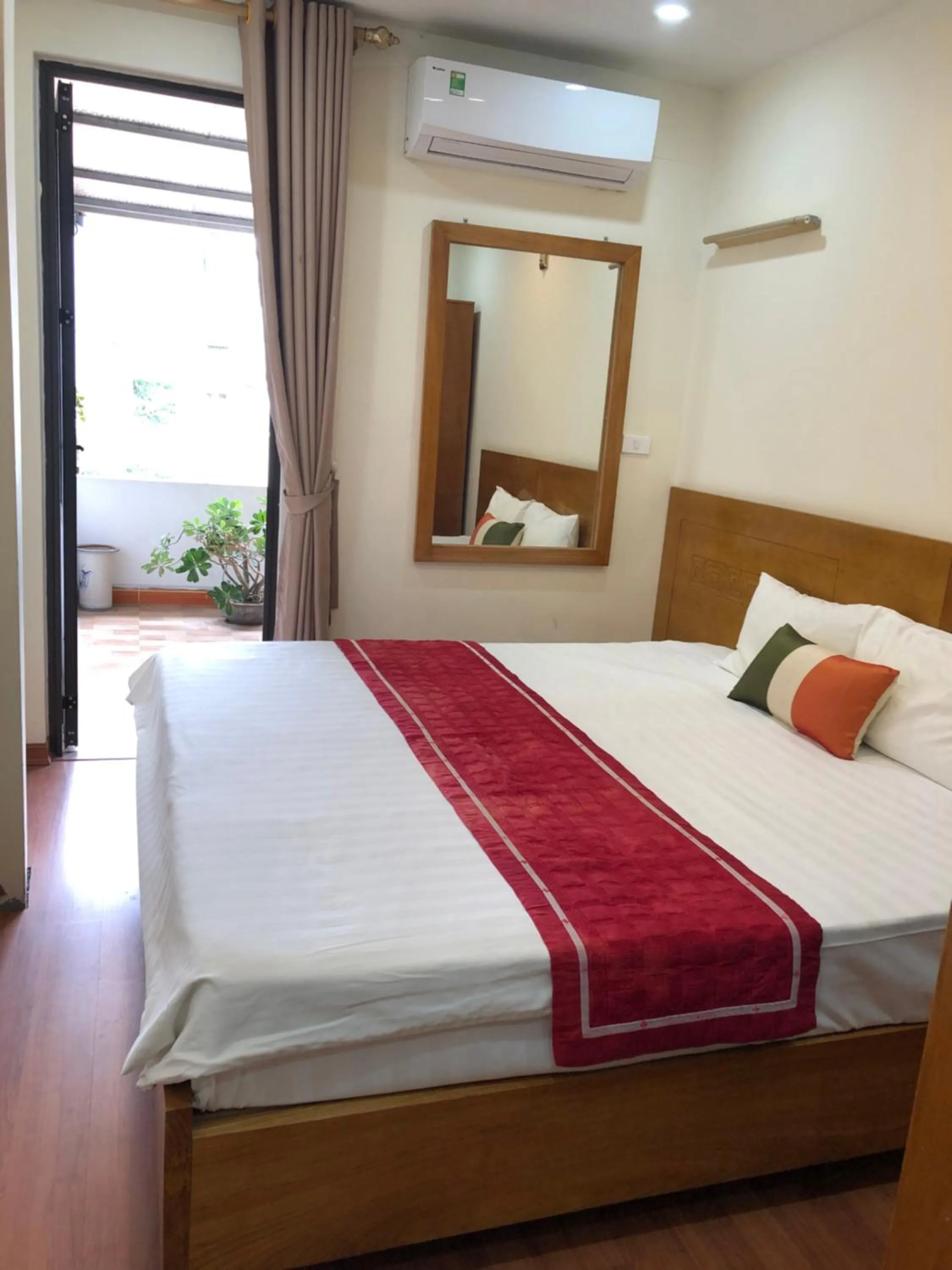 Bed in Old Town Palace Guest House